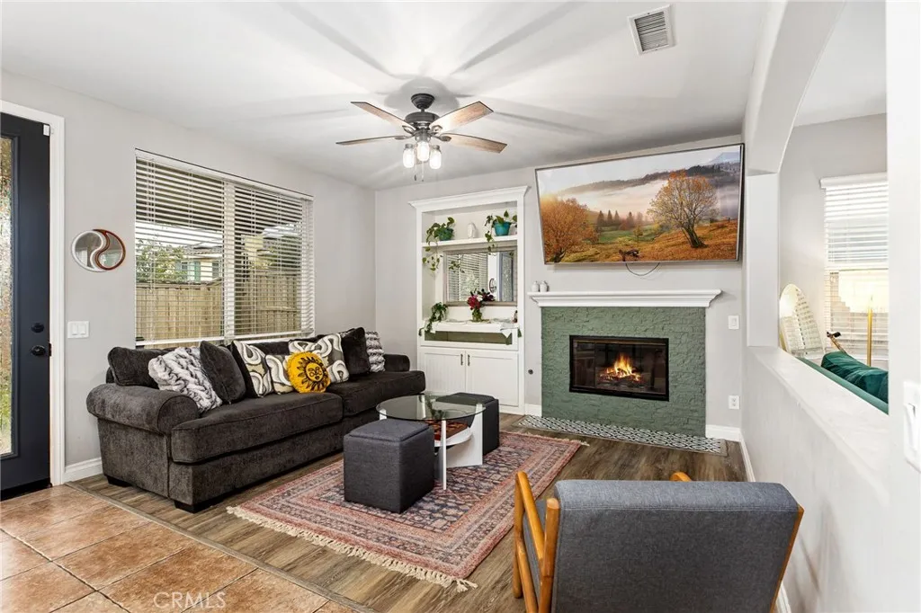 33496 Cedar Creek