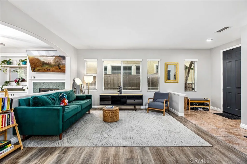 33496 Cedar Creek