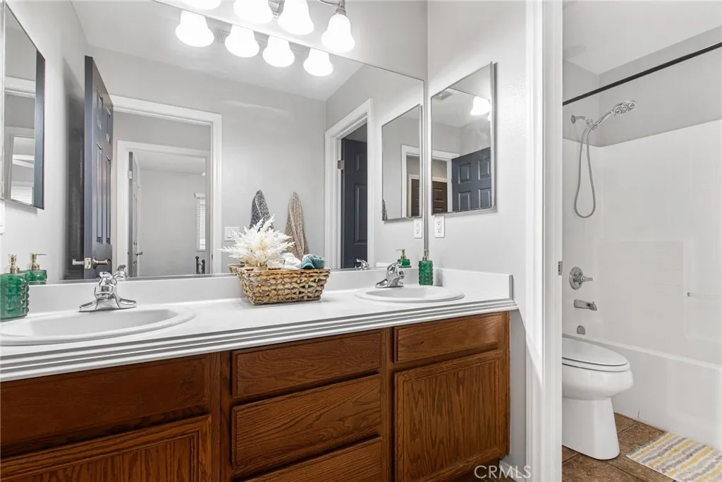 33496 Cedar Creek