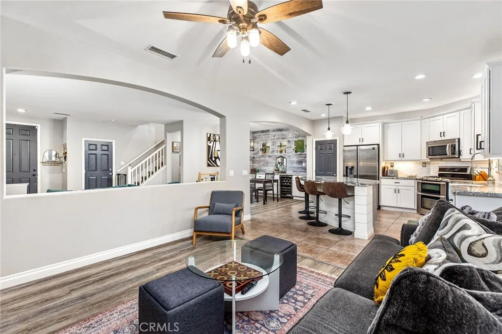 33496 Cedar Creek