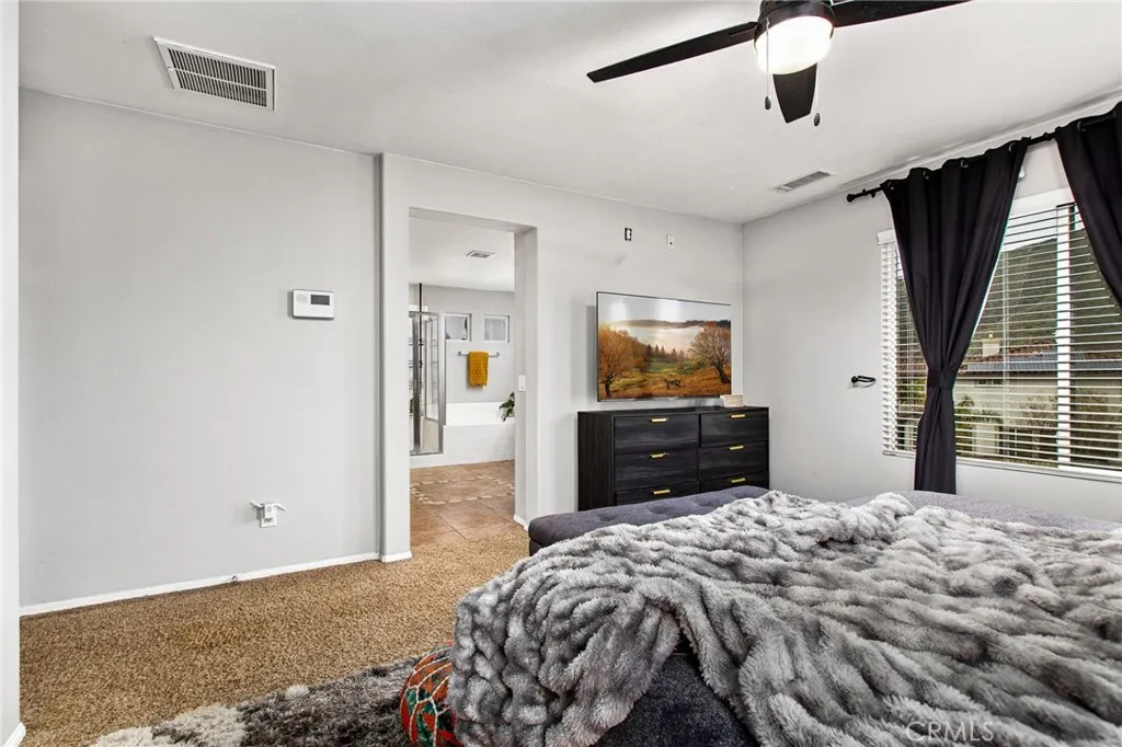 33496 Cedar Creek