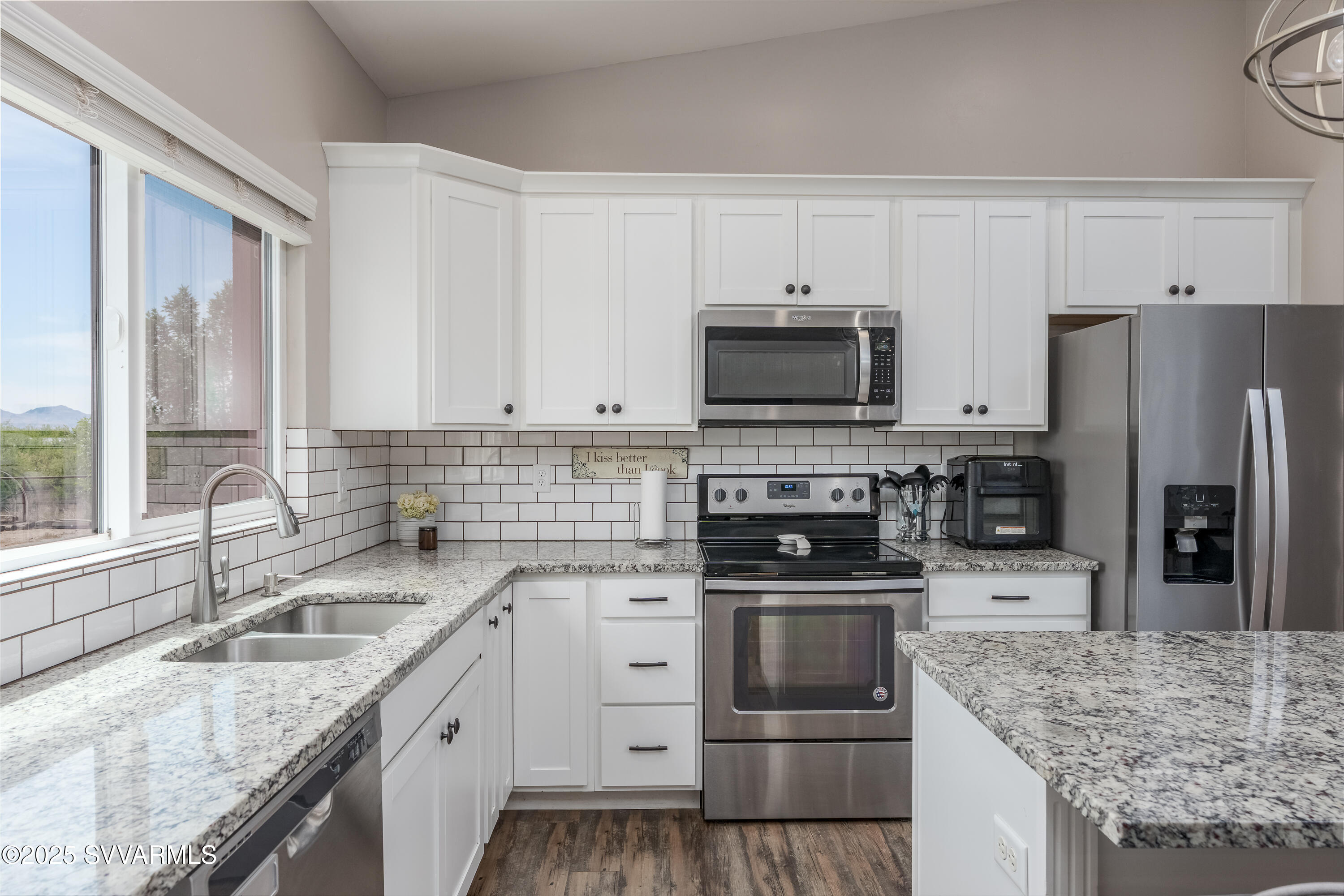 955 W Copperhead Rd
