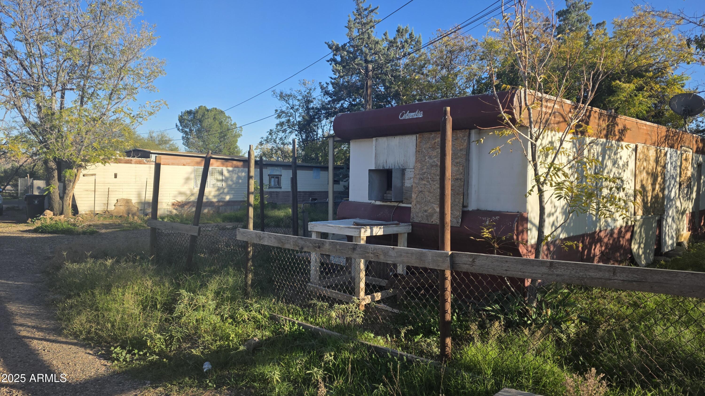 226 S 15TH Street