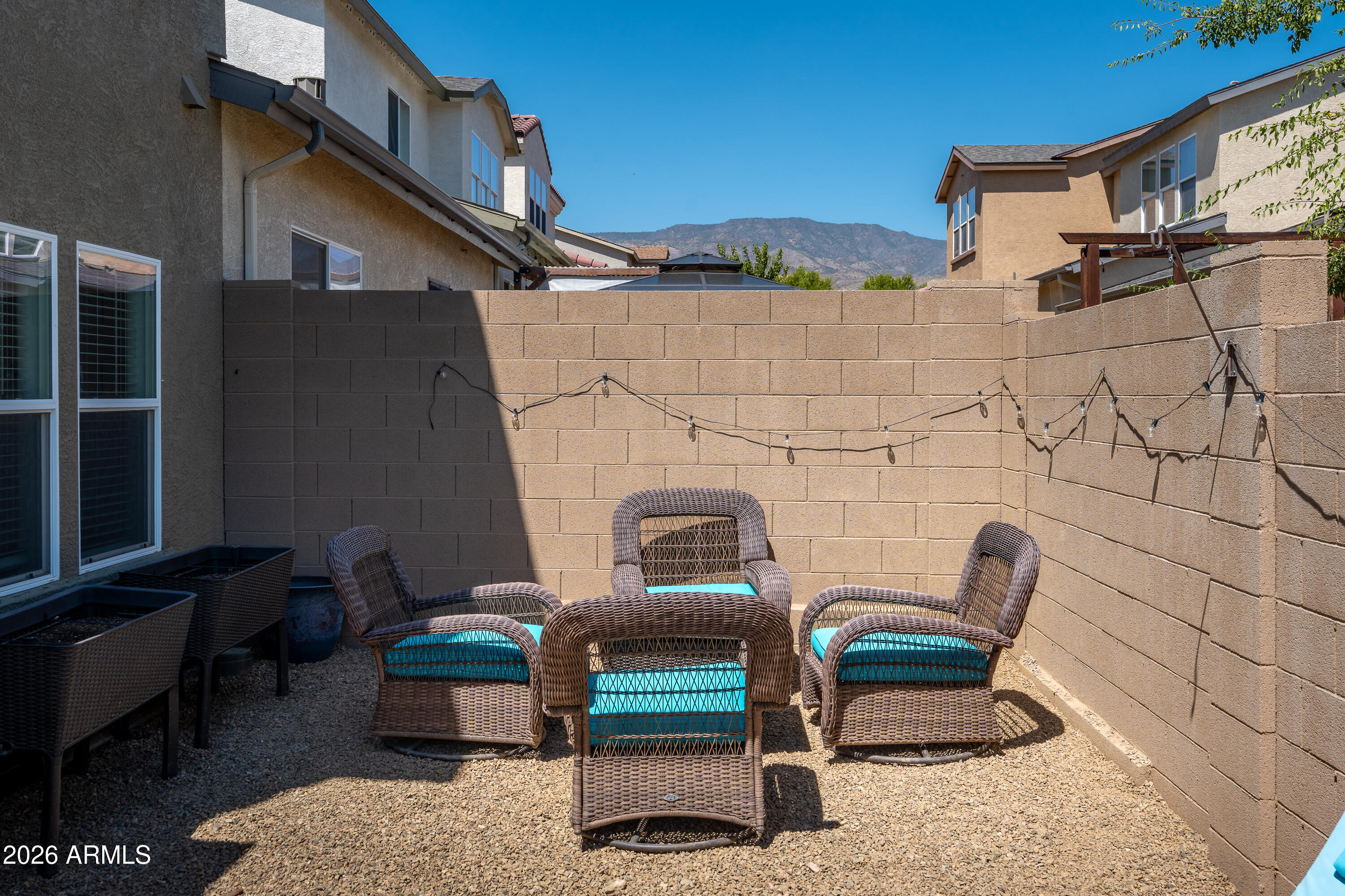 652 BRINDLE Drive