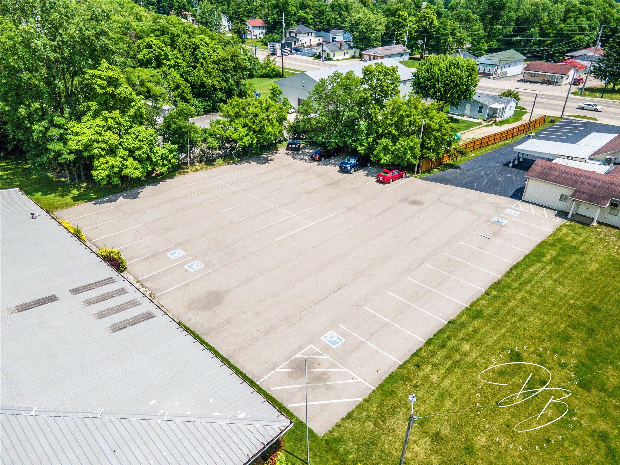 8921 N Dixie Drive