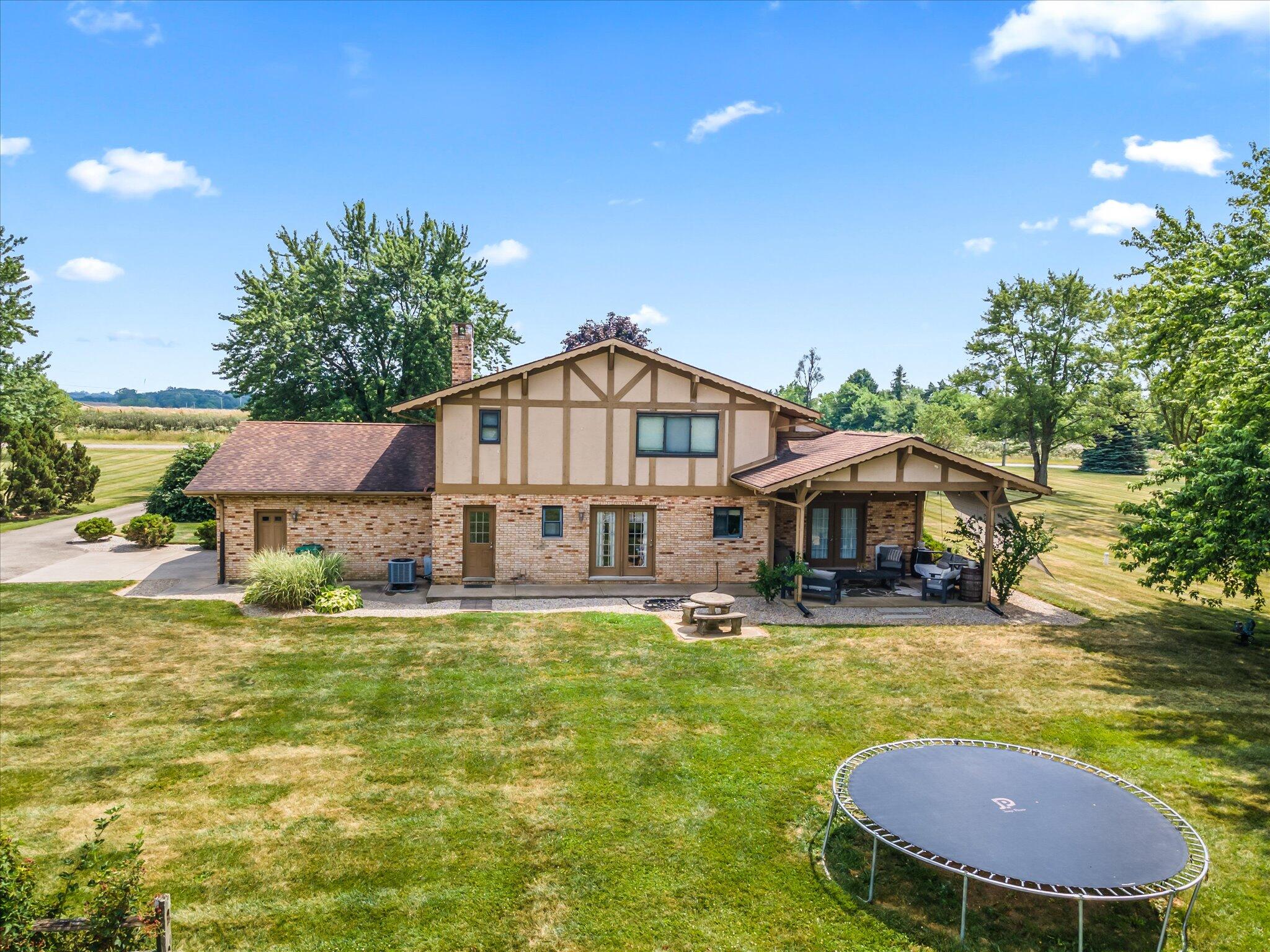 914 W Hyde Road