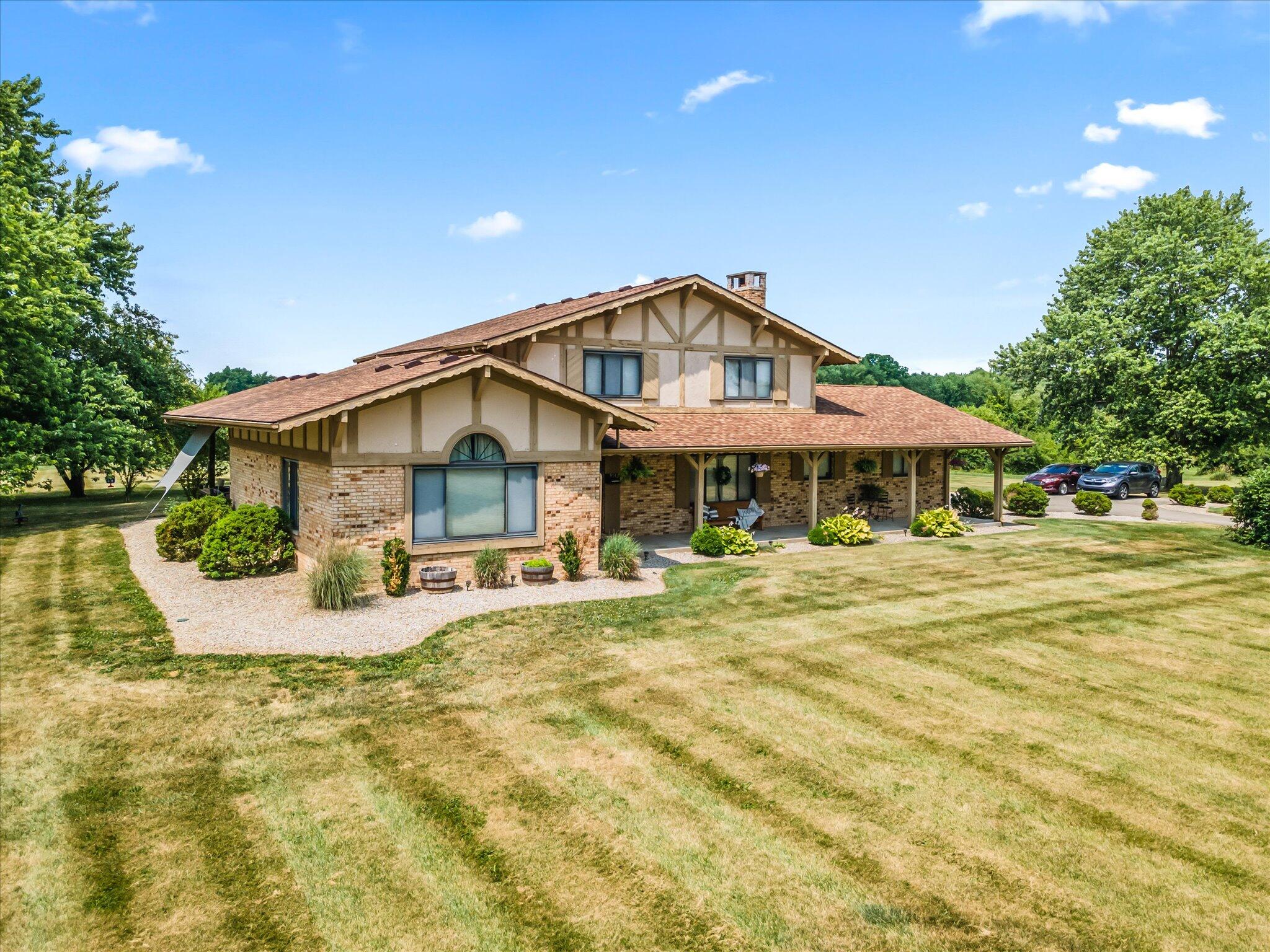 914 W Hyde Road