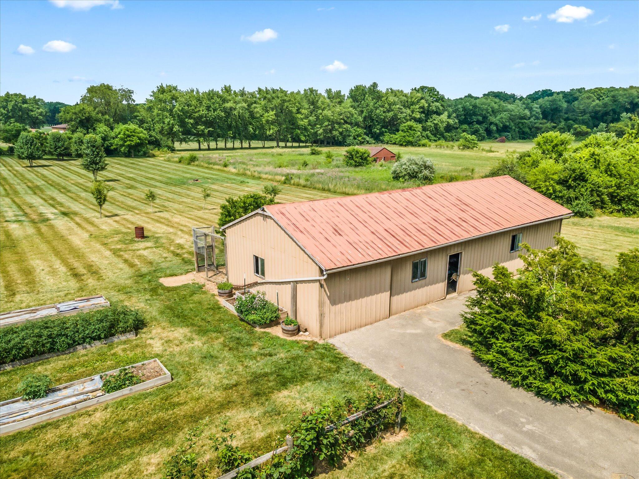 914 W Hyde Road