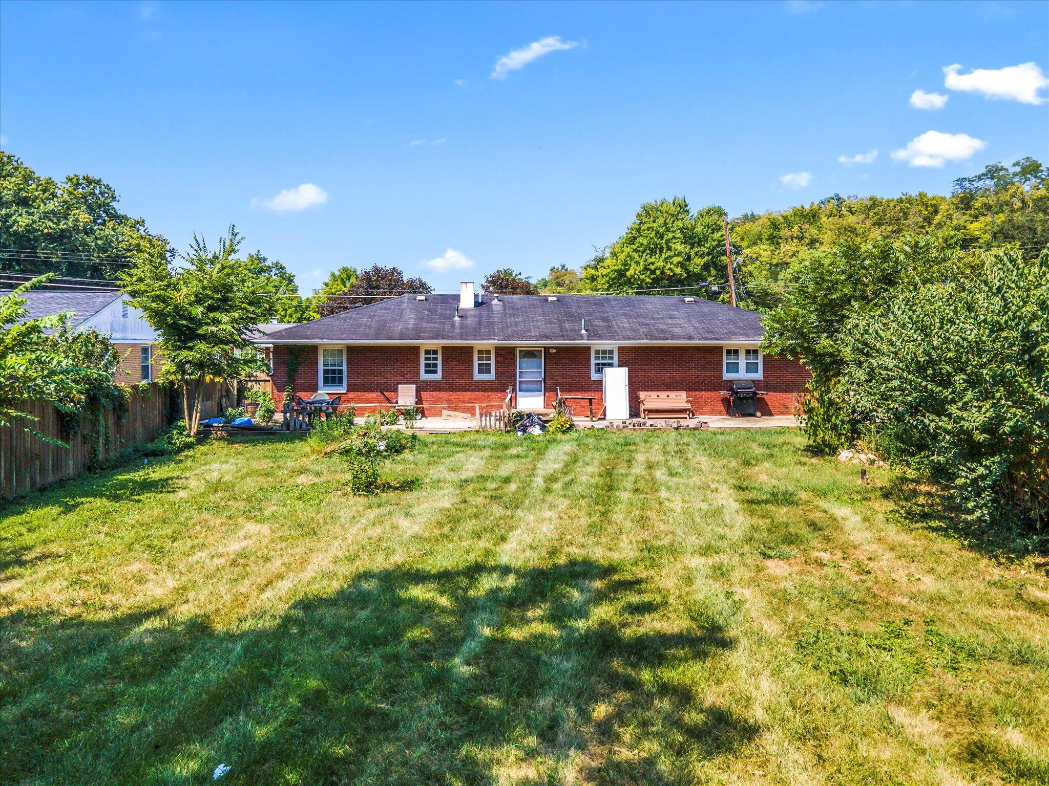 398 N section Street