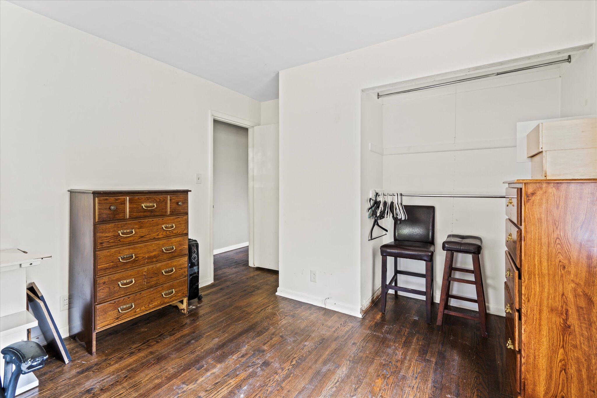 398 N section Street