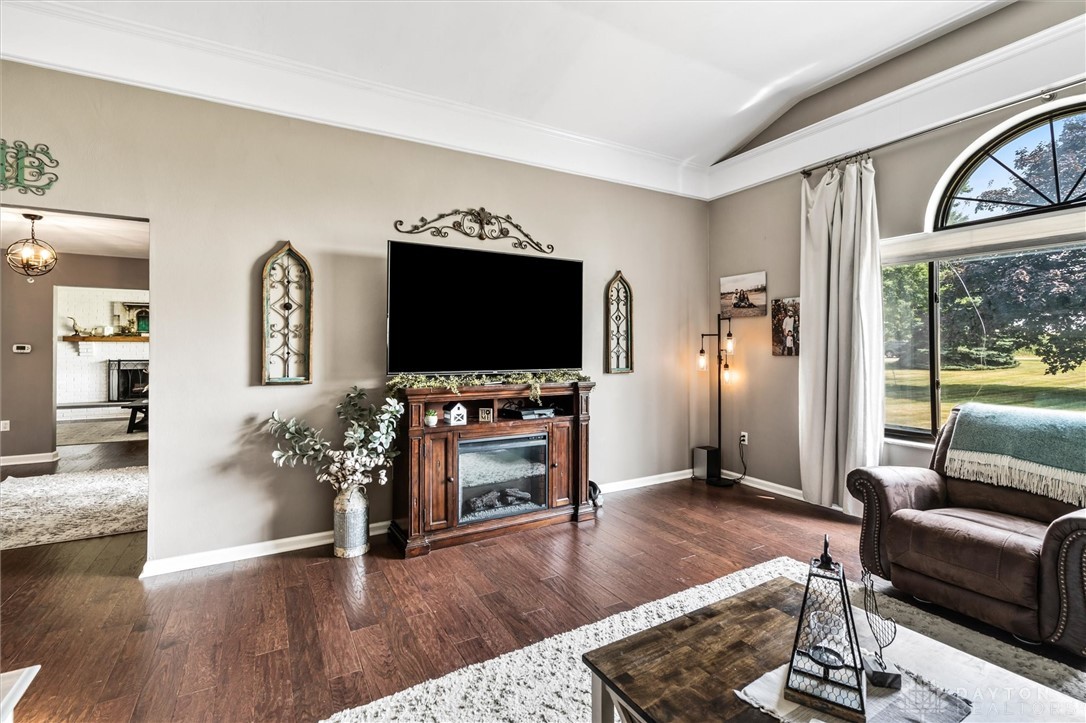 914 W Hyde Road
