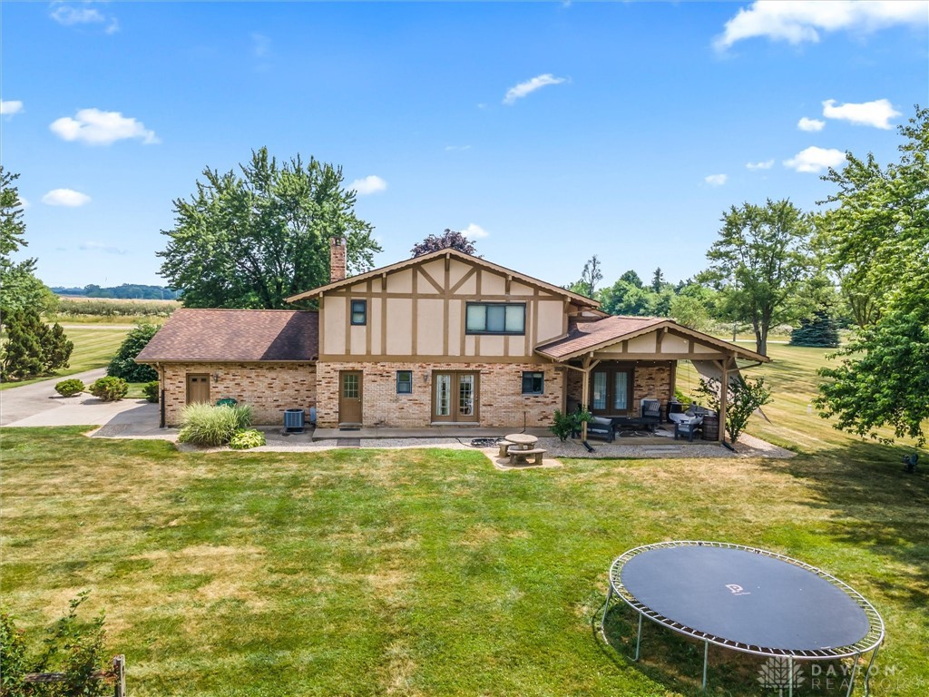 914 W Hyde Road