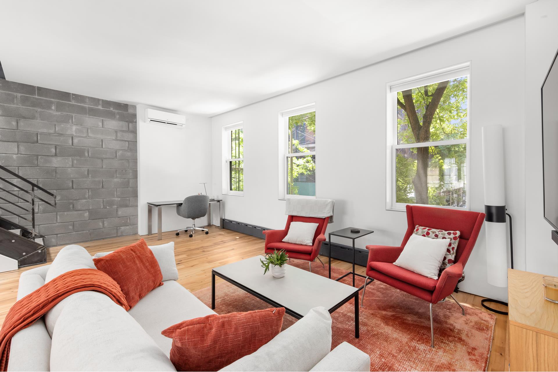 13 BLEECKER Street 2