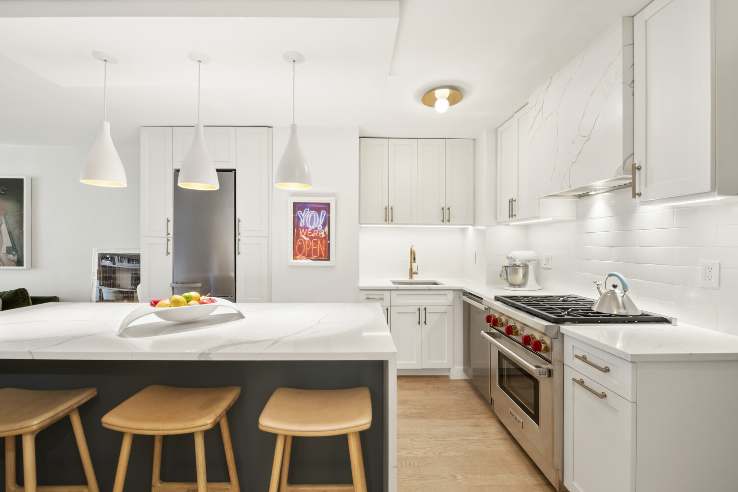 305 E 24TH Street 12N