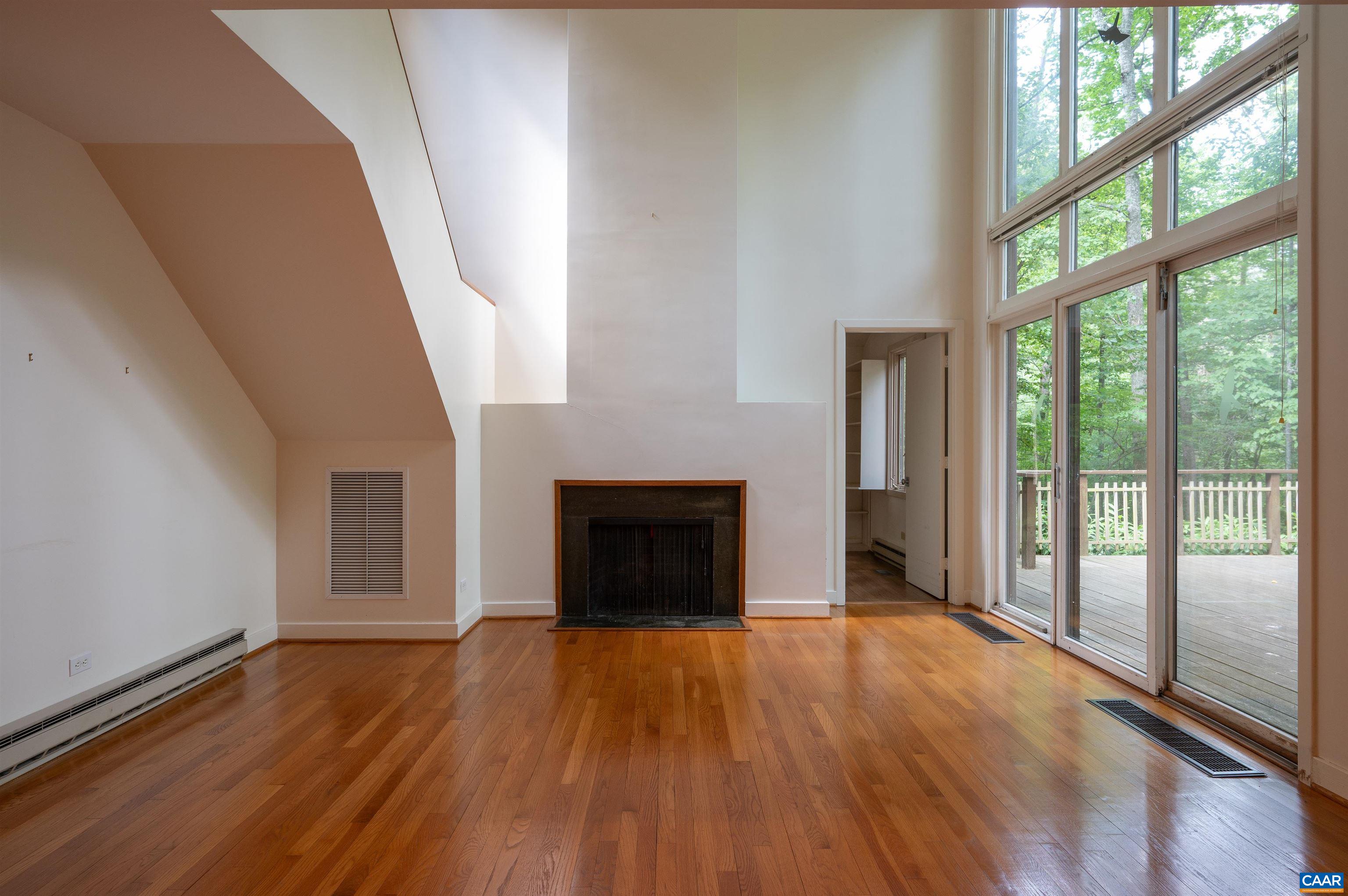 1220 BUCK MOUNTAIN RD