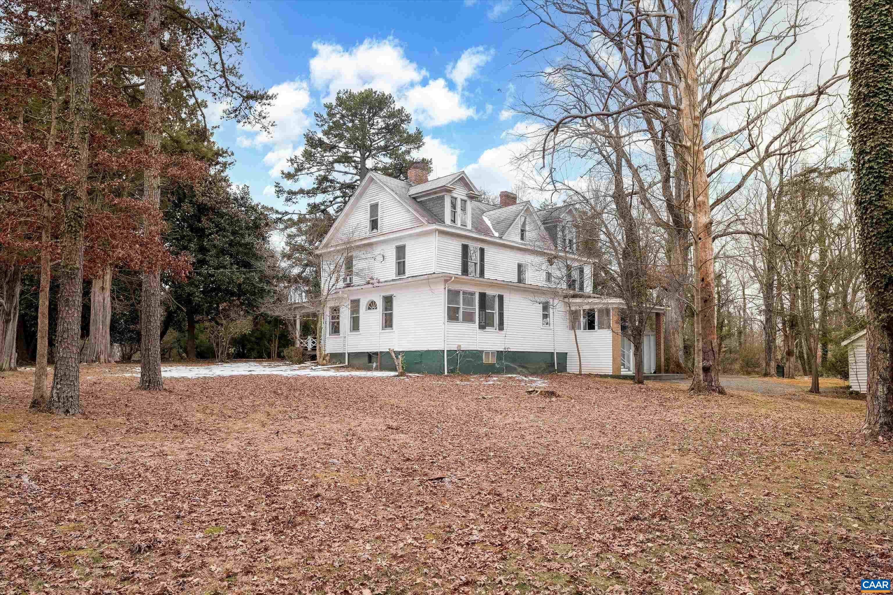 278 JAMES RIVER RD