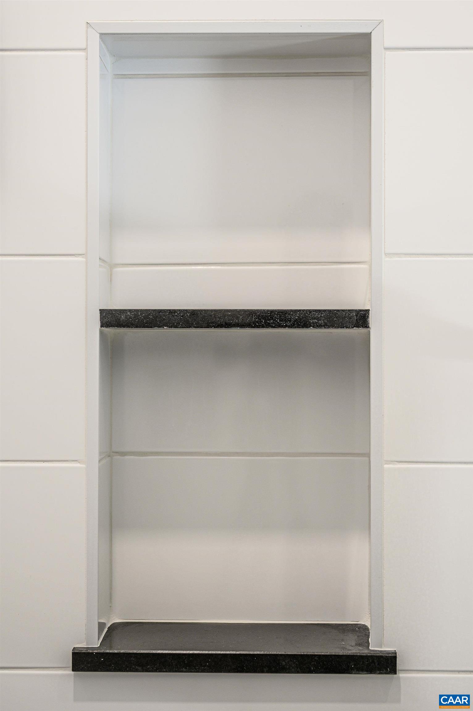 770 WALKER SQ Unit: 3A