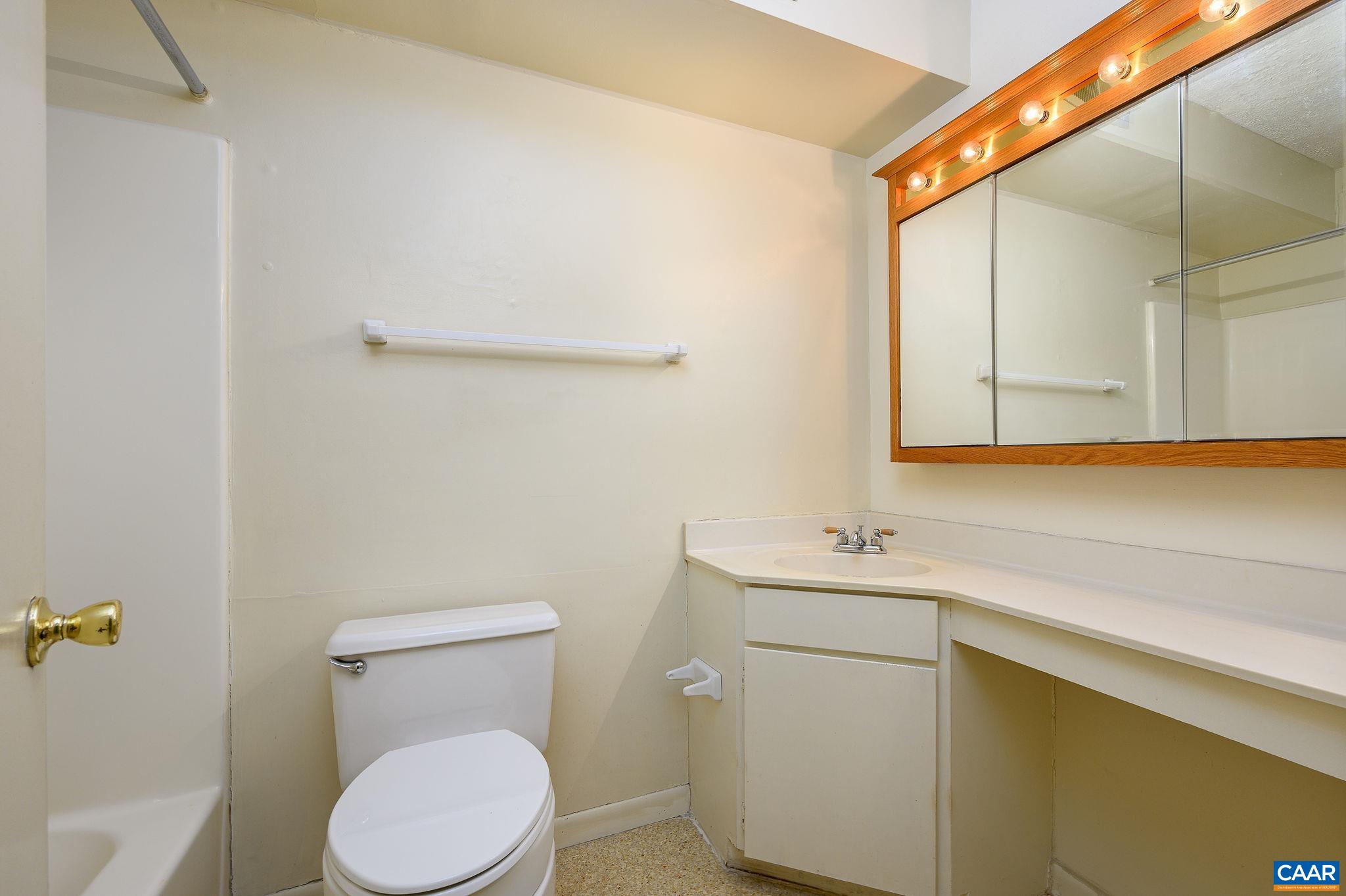 134 TURTLE CREEK RD Unit: 7