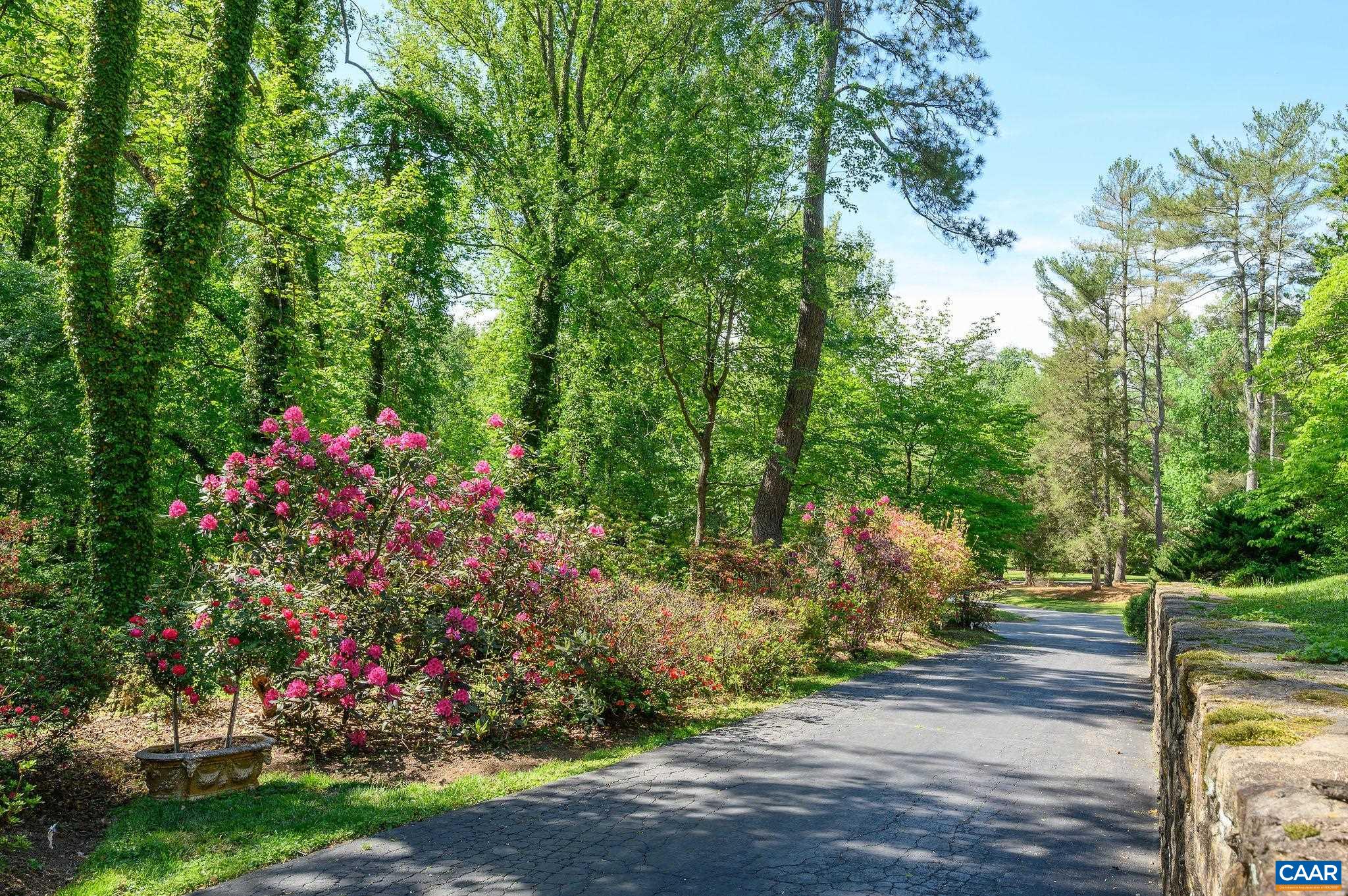 21 DEER PATH