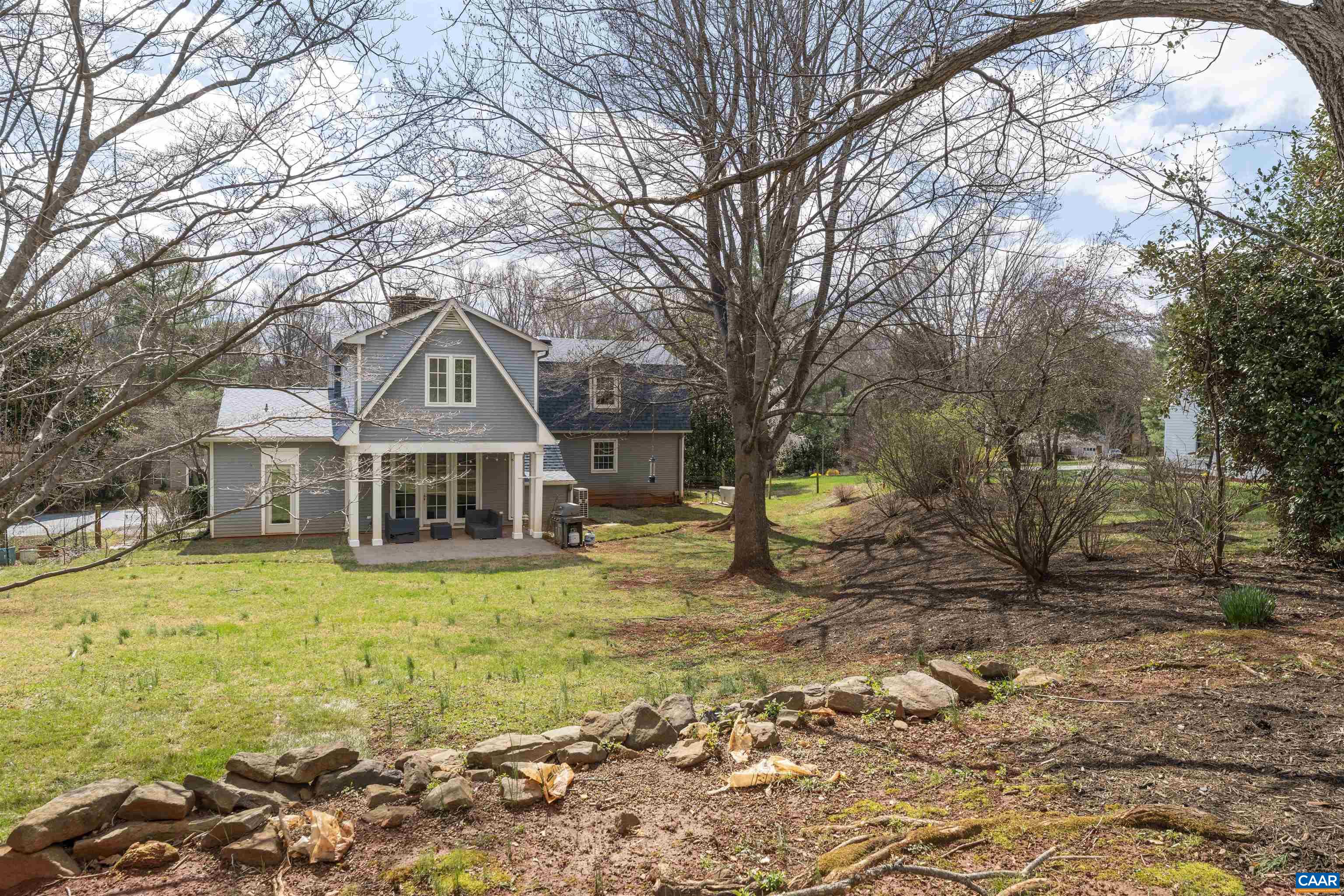 2750 LEEDS LN