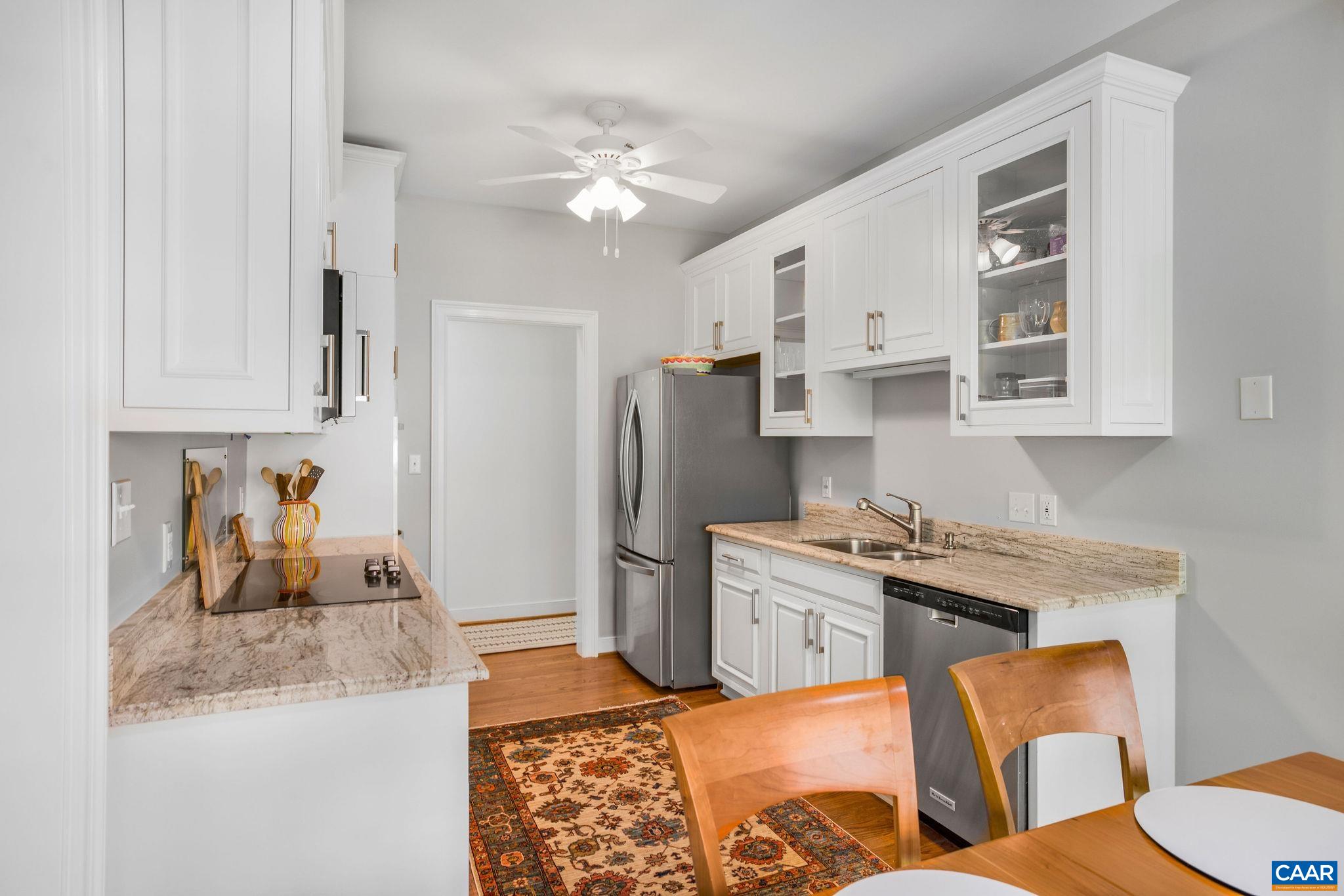 508 WORTHINGTON DR Unit: B