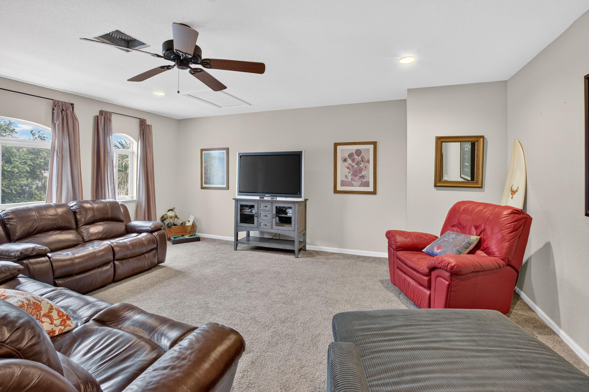 9262 Silver Glen Way