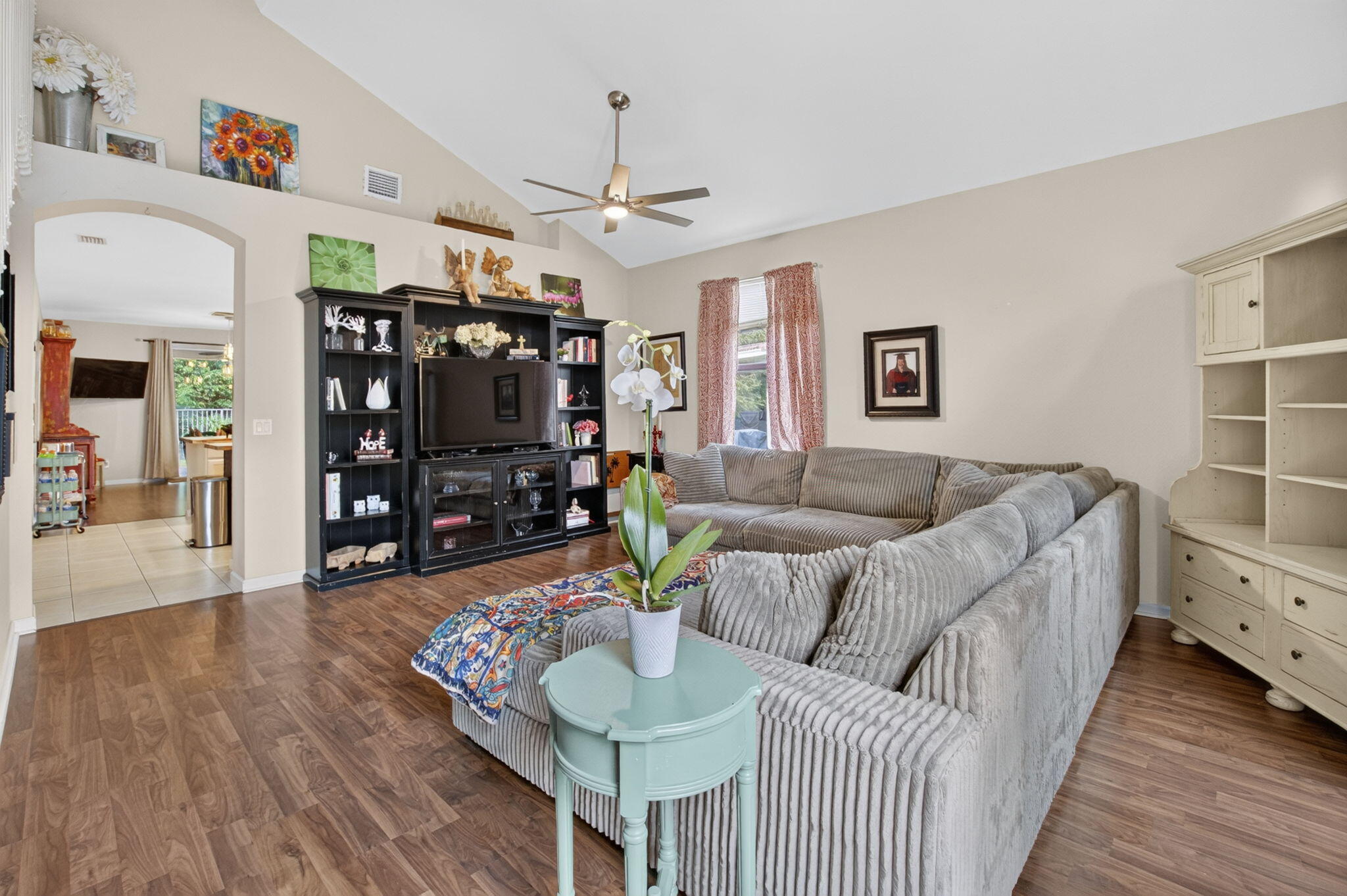 9262 Silver Glen Way