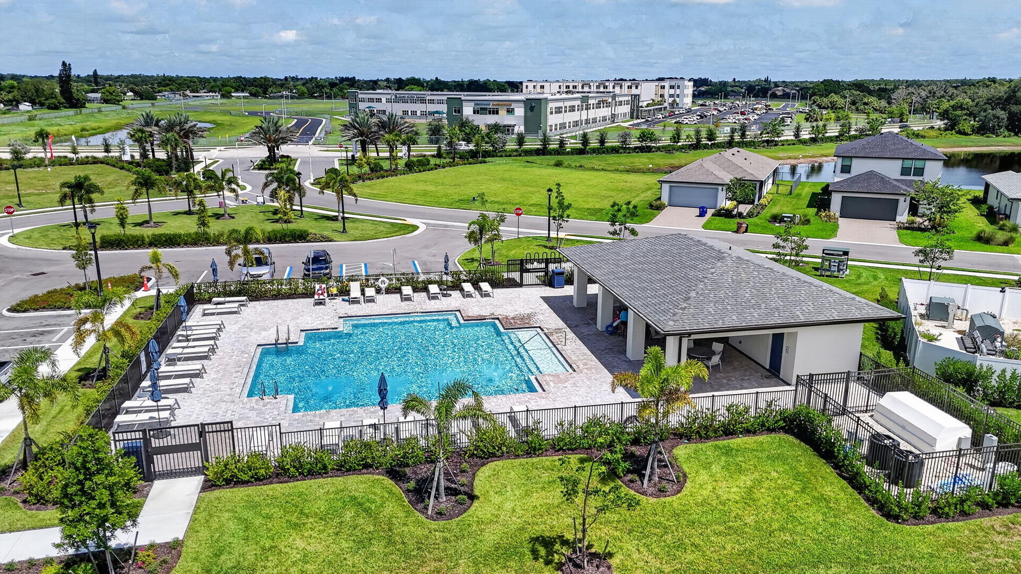 243 LAKESIDE BREEZE Way
