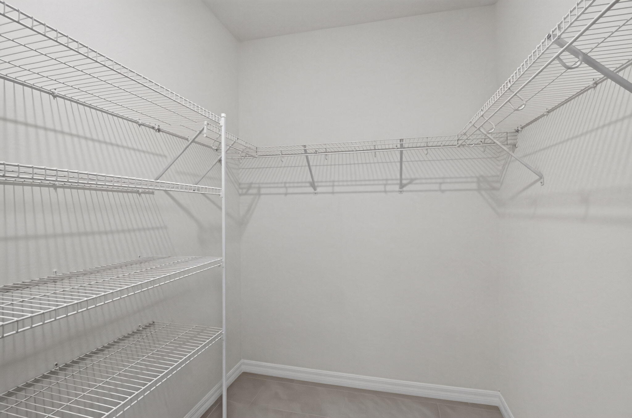 243 LAKESIDE BREEZE Way