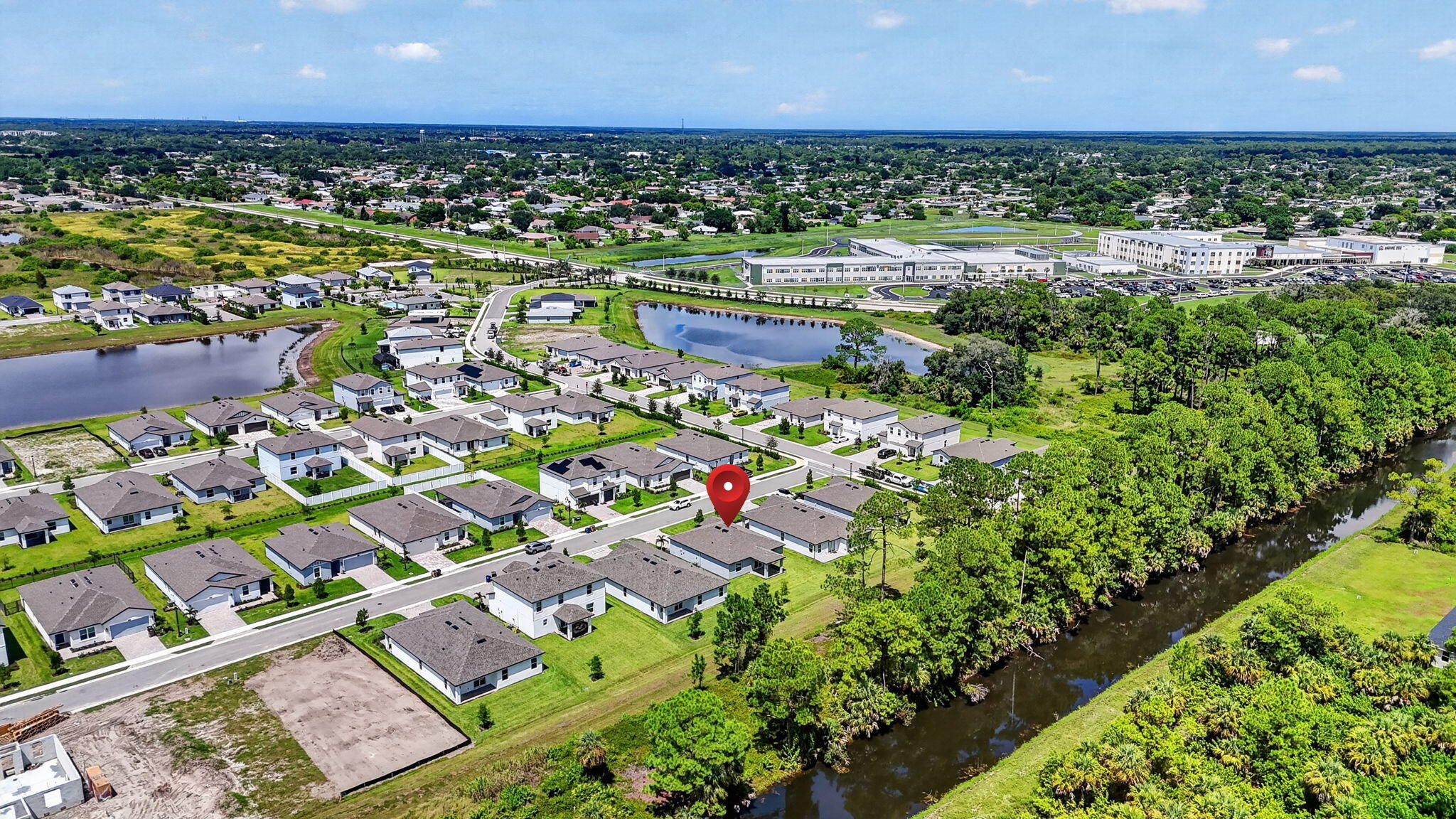 243 LAKESIDE BREEZE Way