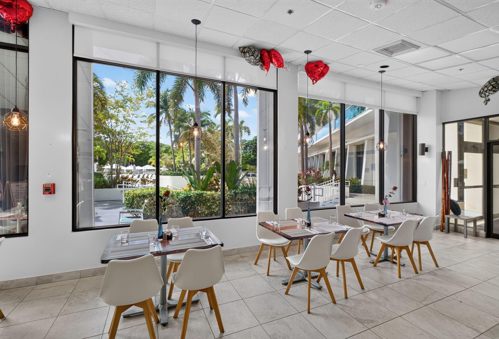 100 BAYVIEW Drive 620