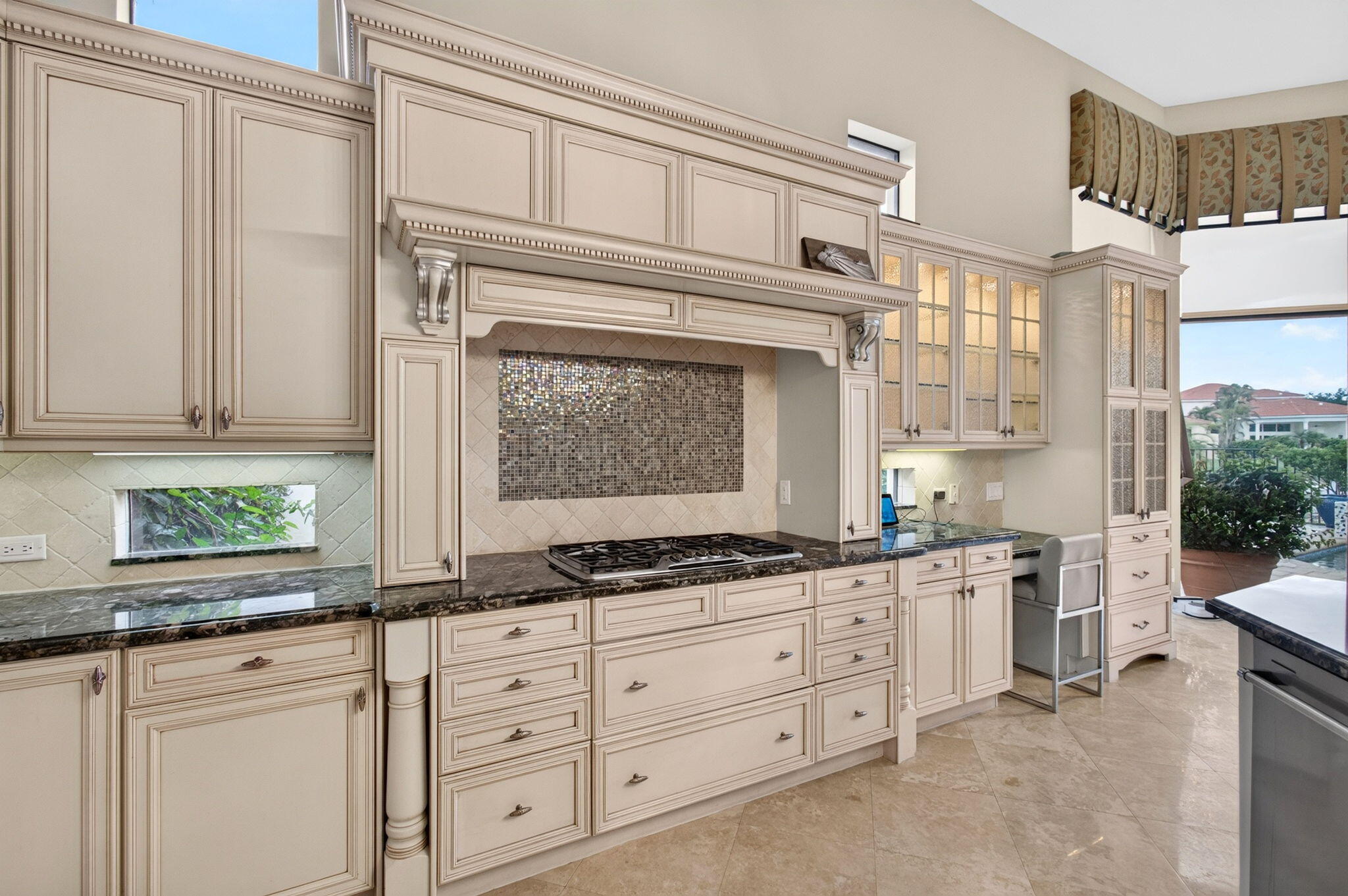 17835 LAKE AZURE Way