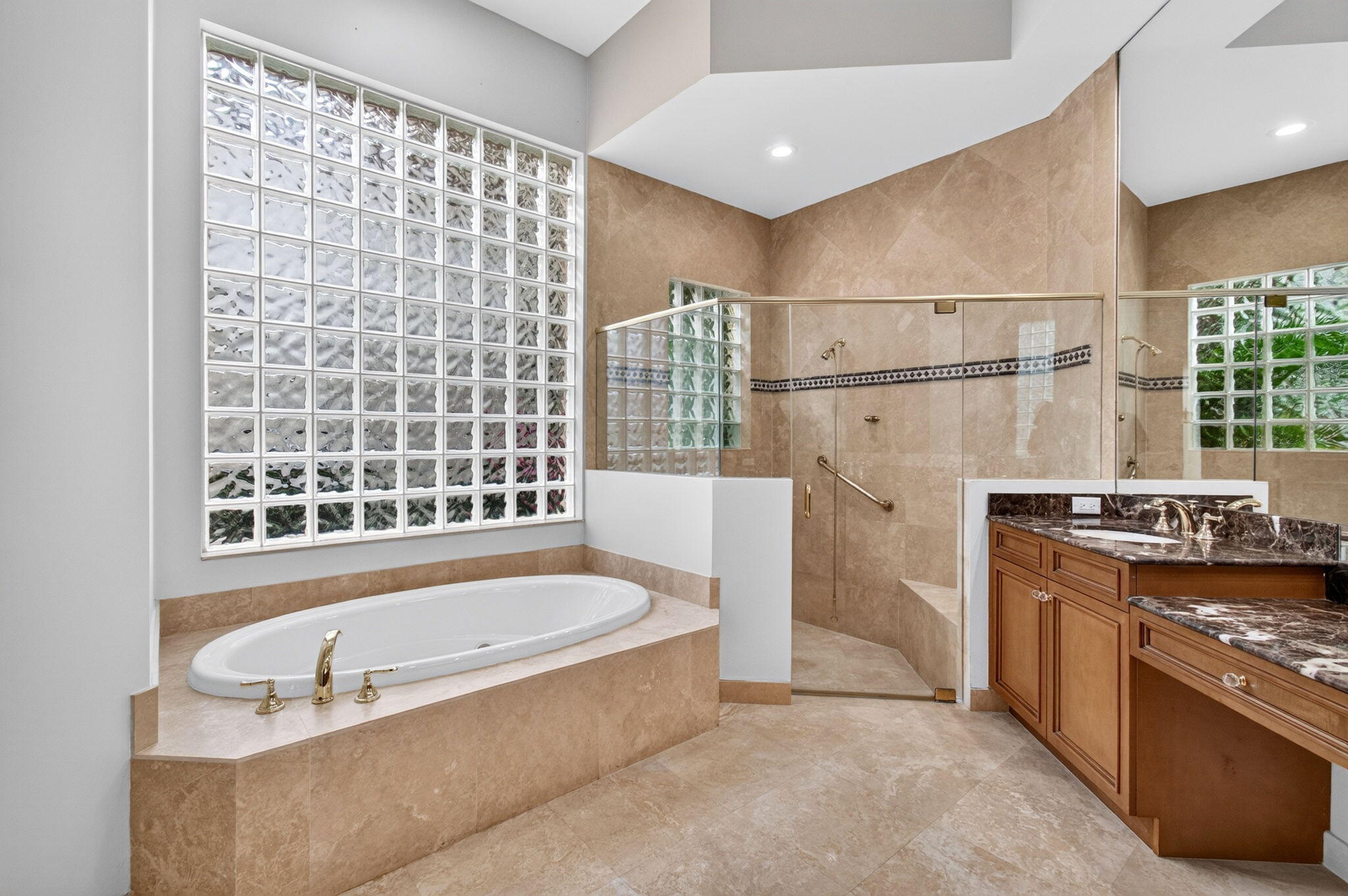 17835 LAKE AZURE Way