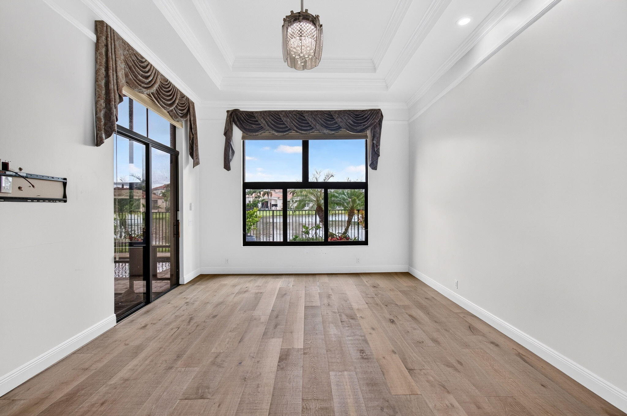 17835 LAKE AZURE Way
