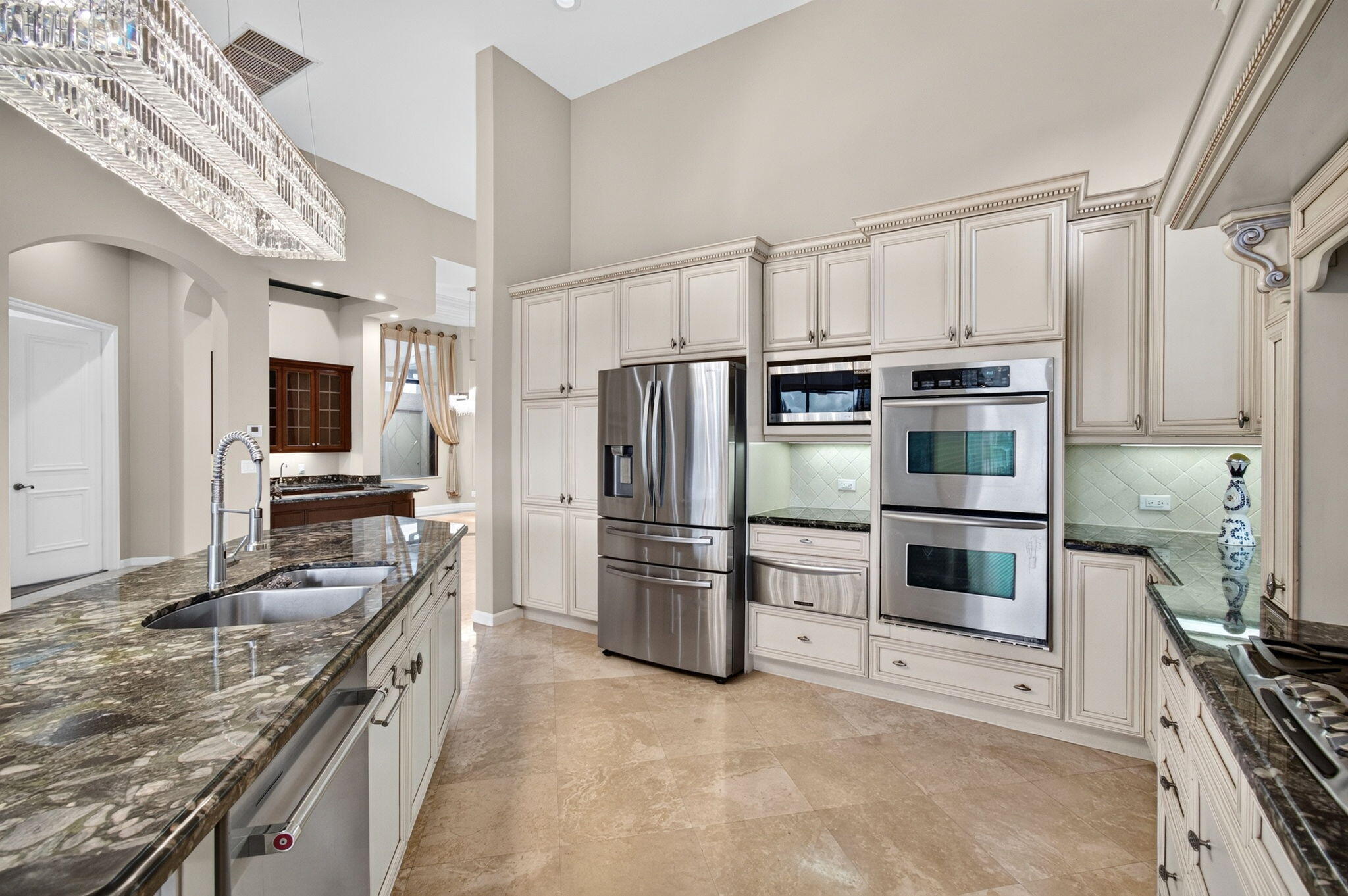 17835 LAKE AZURE Way