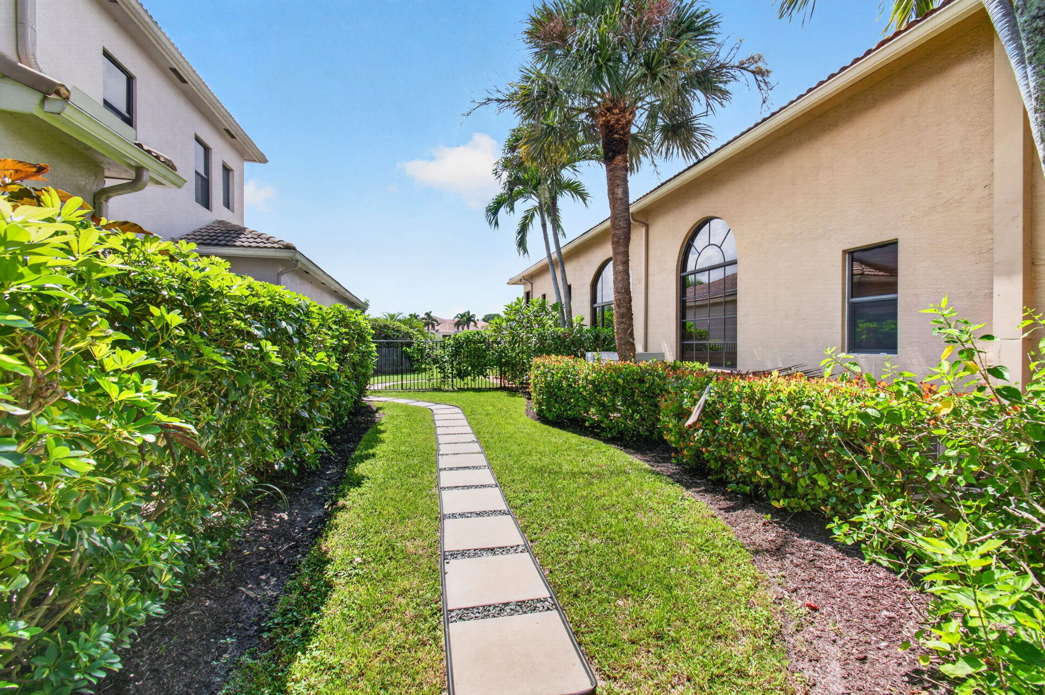 17835 LAKE AZURE Way