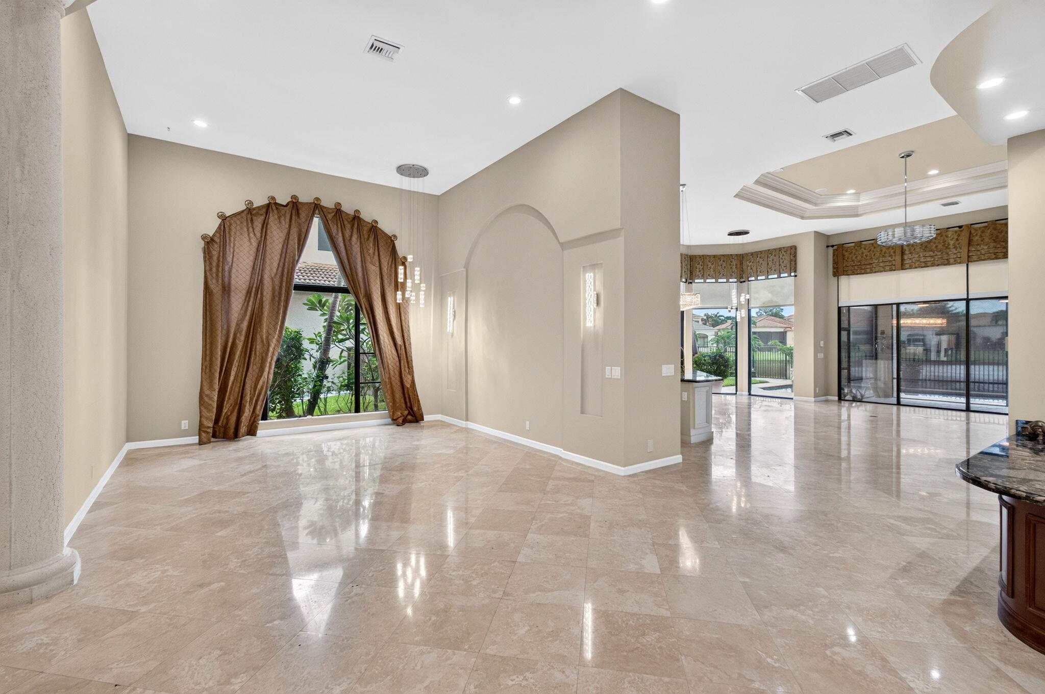 17835 LAKE AZURE Way