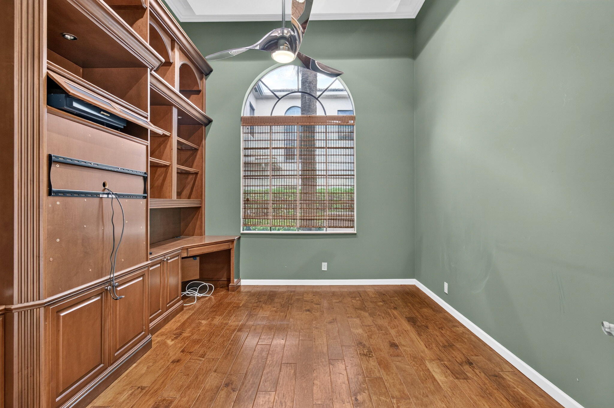 17835 LAKE AZURE Way