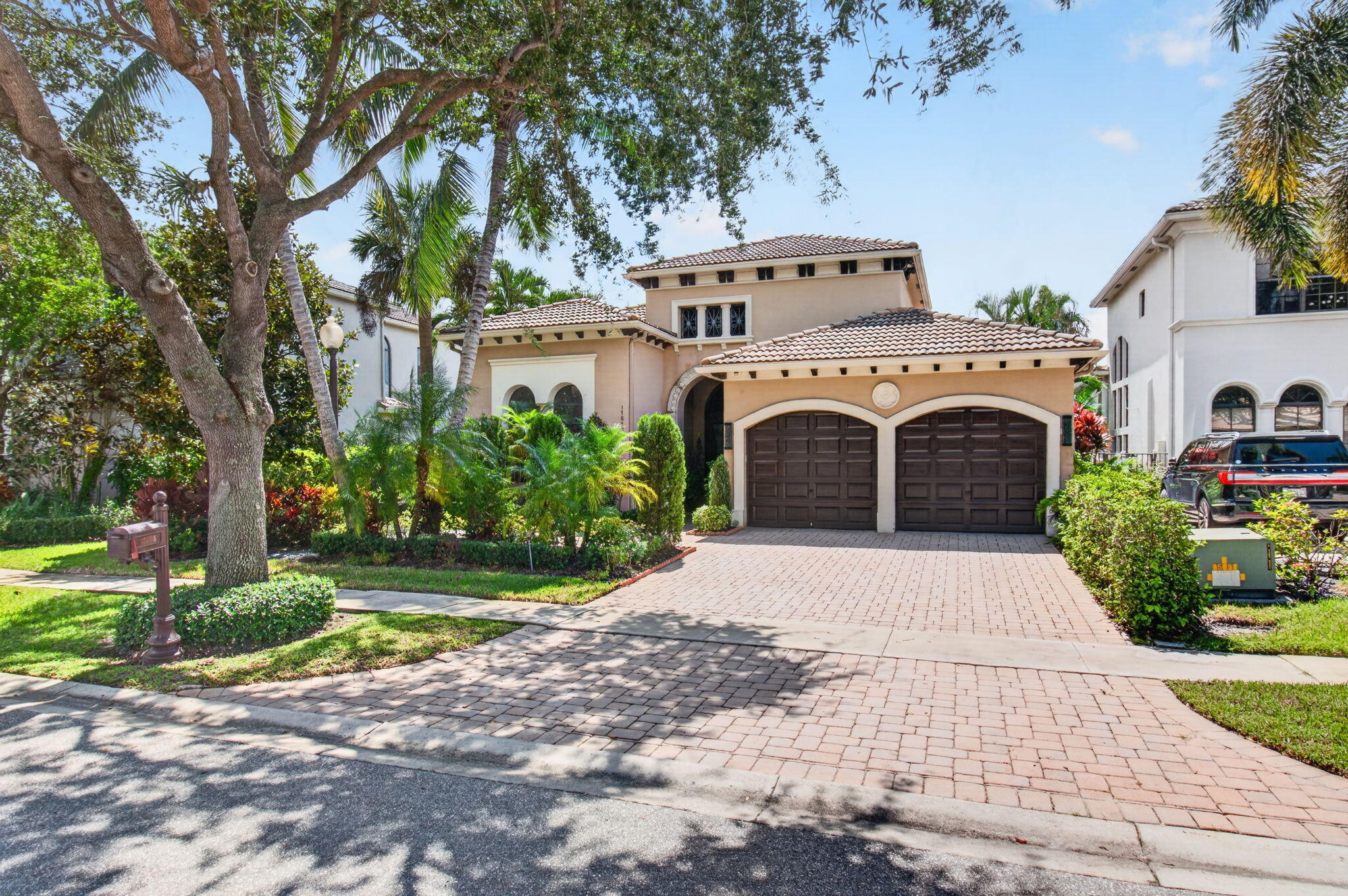 17835 LAKE AZURE Way