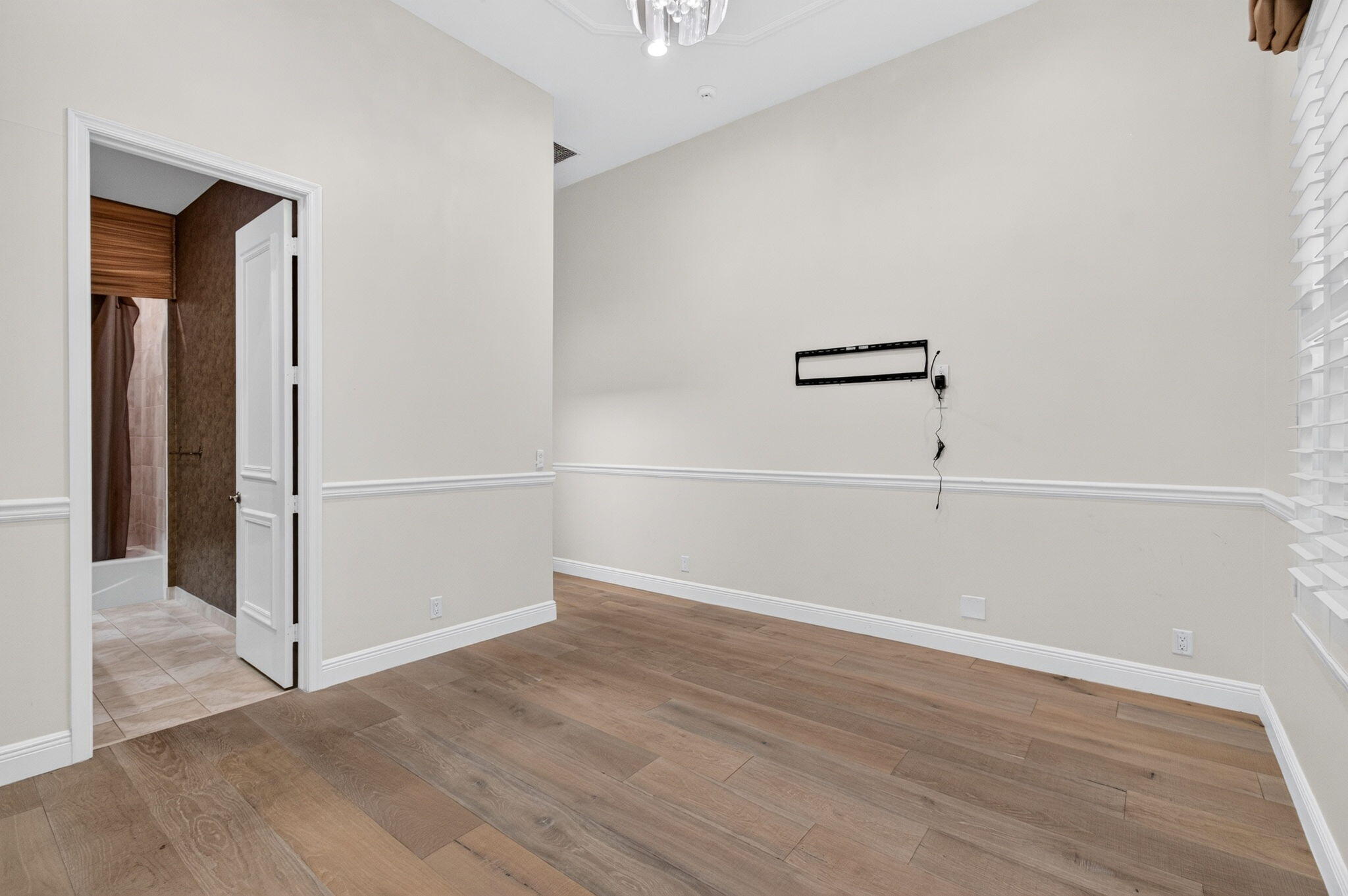 17835 LAKE AZURE Way