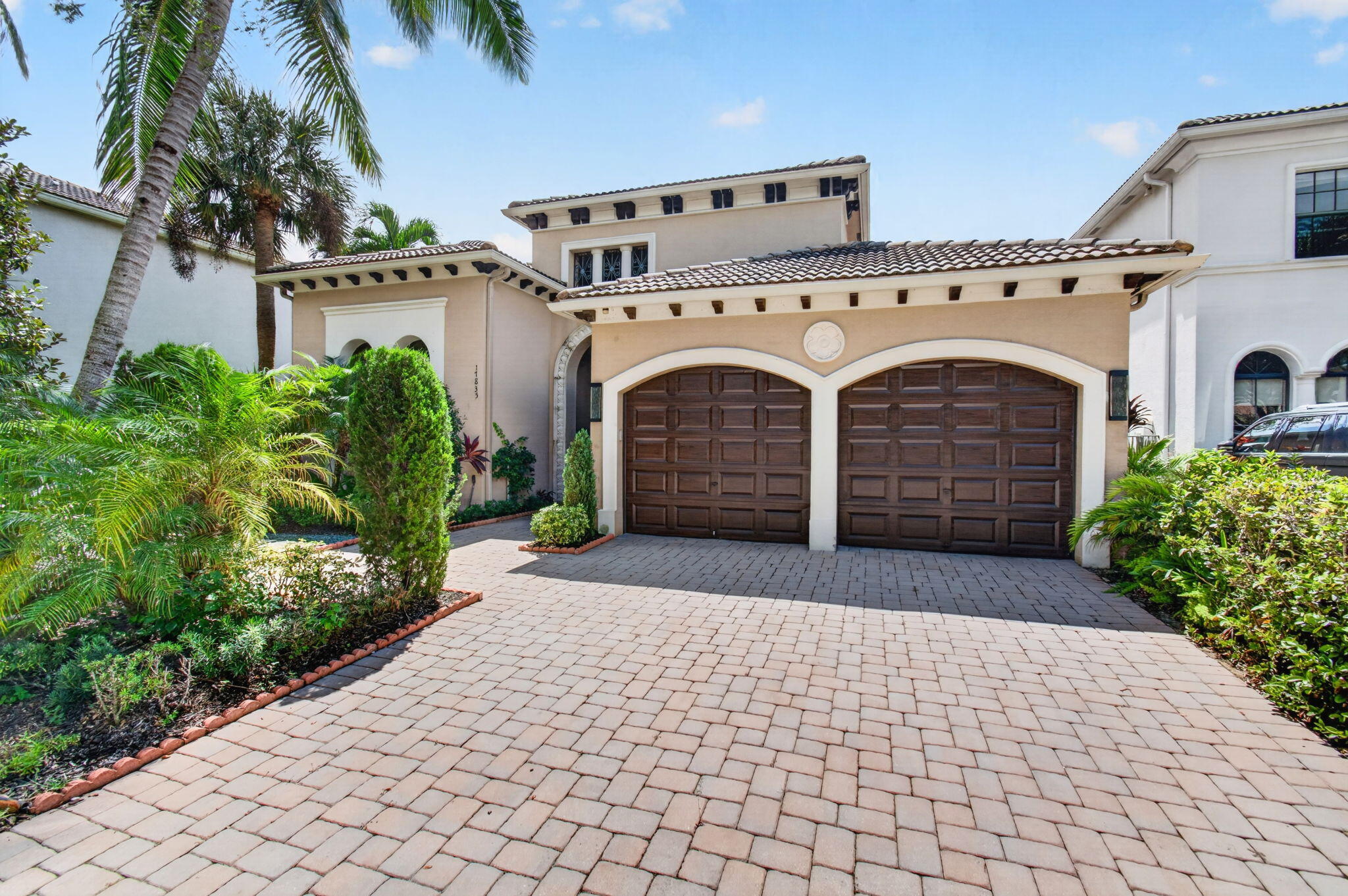 17835 LAKE AZURE Way
