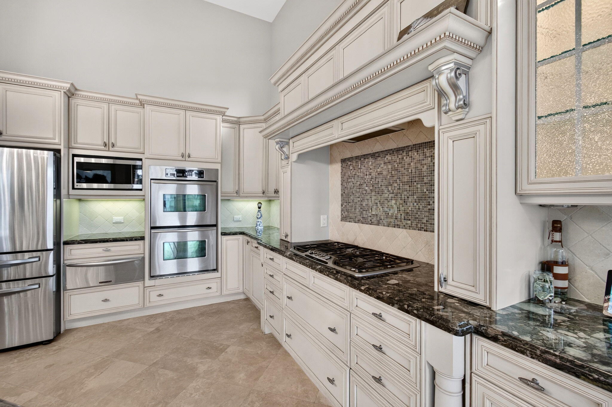17835 LAKE AZURE Way