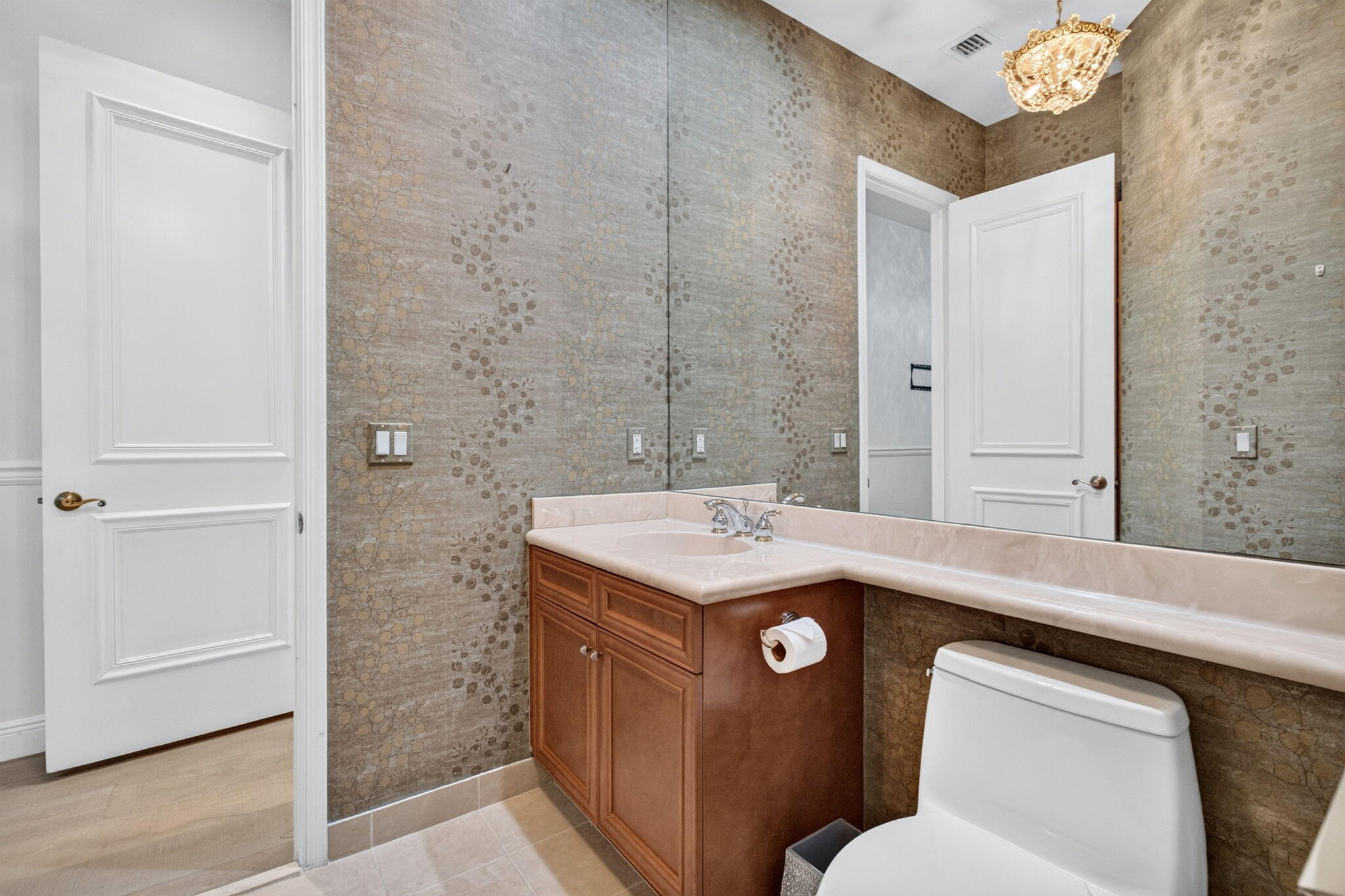 17835 LAKE AZURE Way