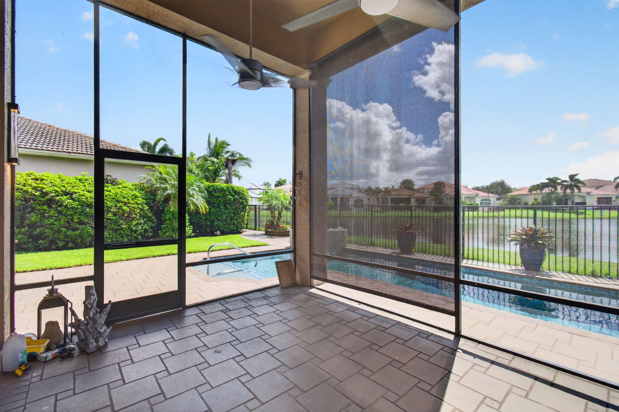 17835 LAKE AZURE Way