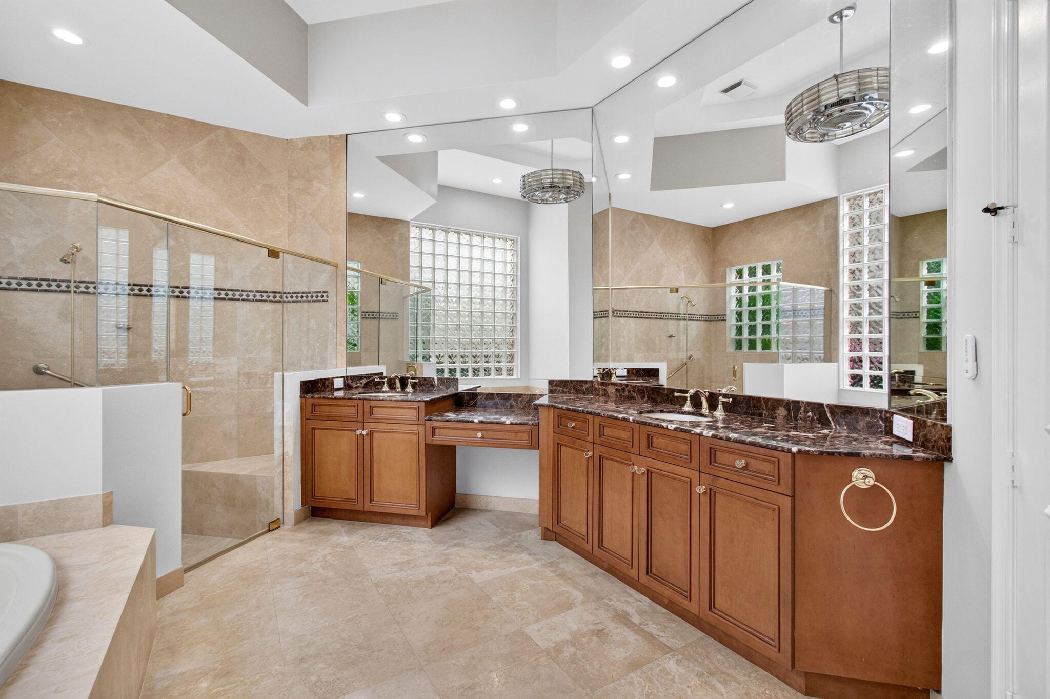 17835 LAKE AZURE Way