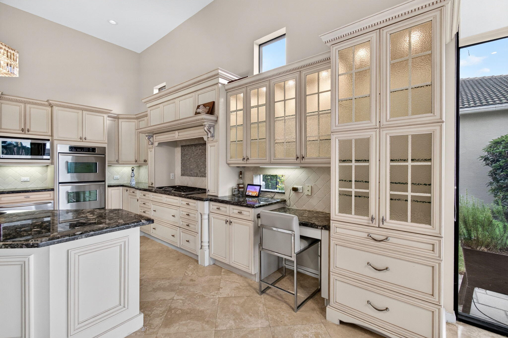 17835 LAKE AZURE Way