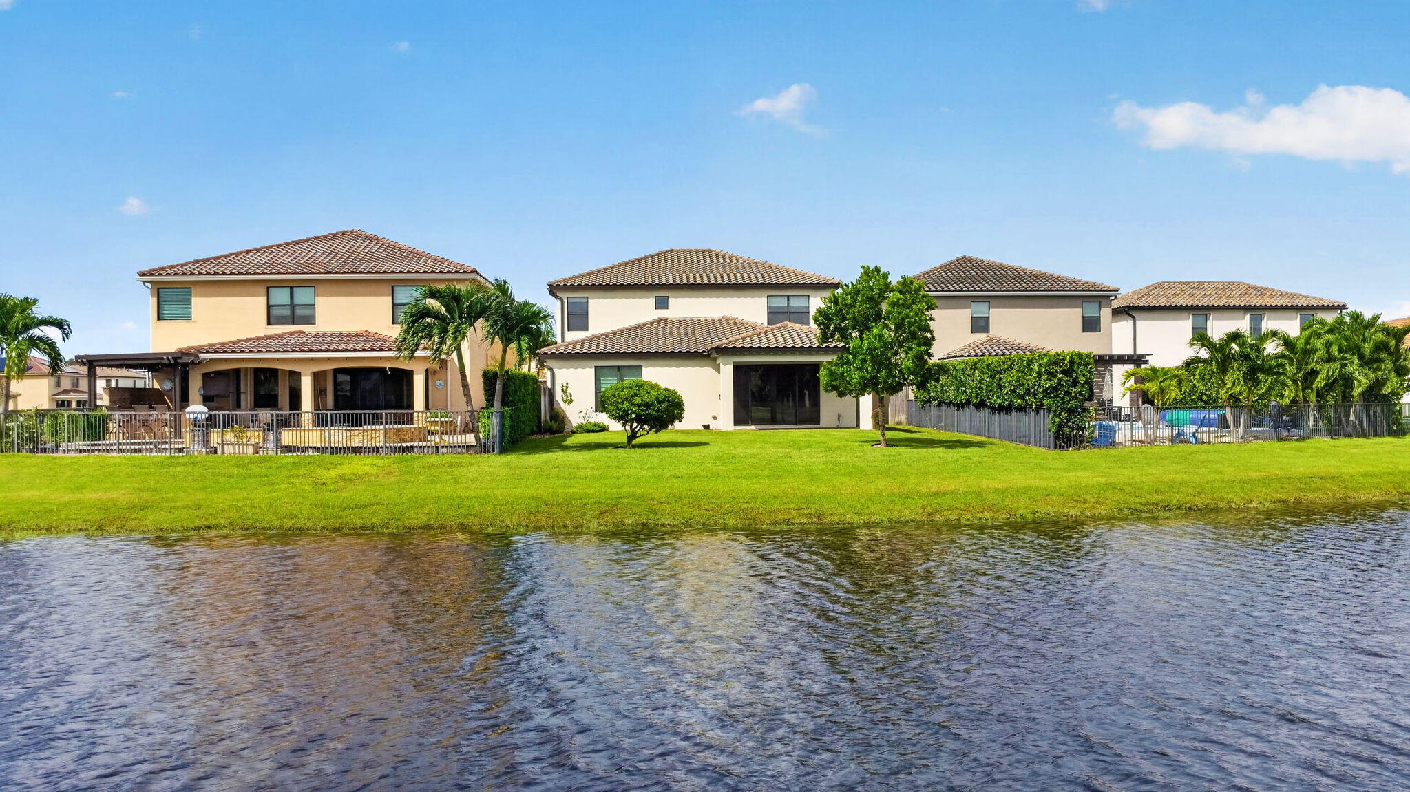 8872 Sandy Creek Way