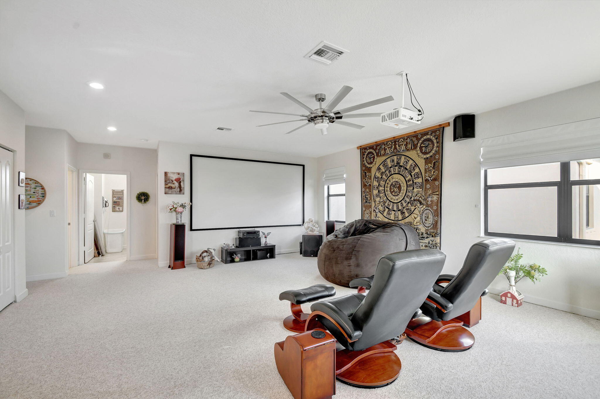 8872 Sandy Creek Way