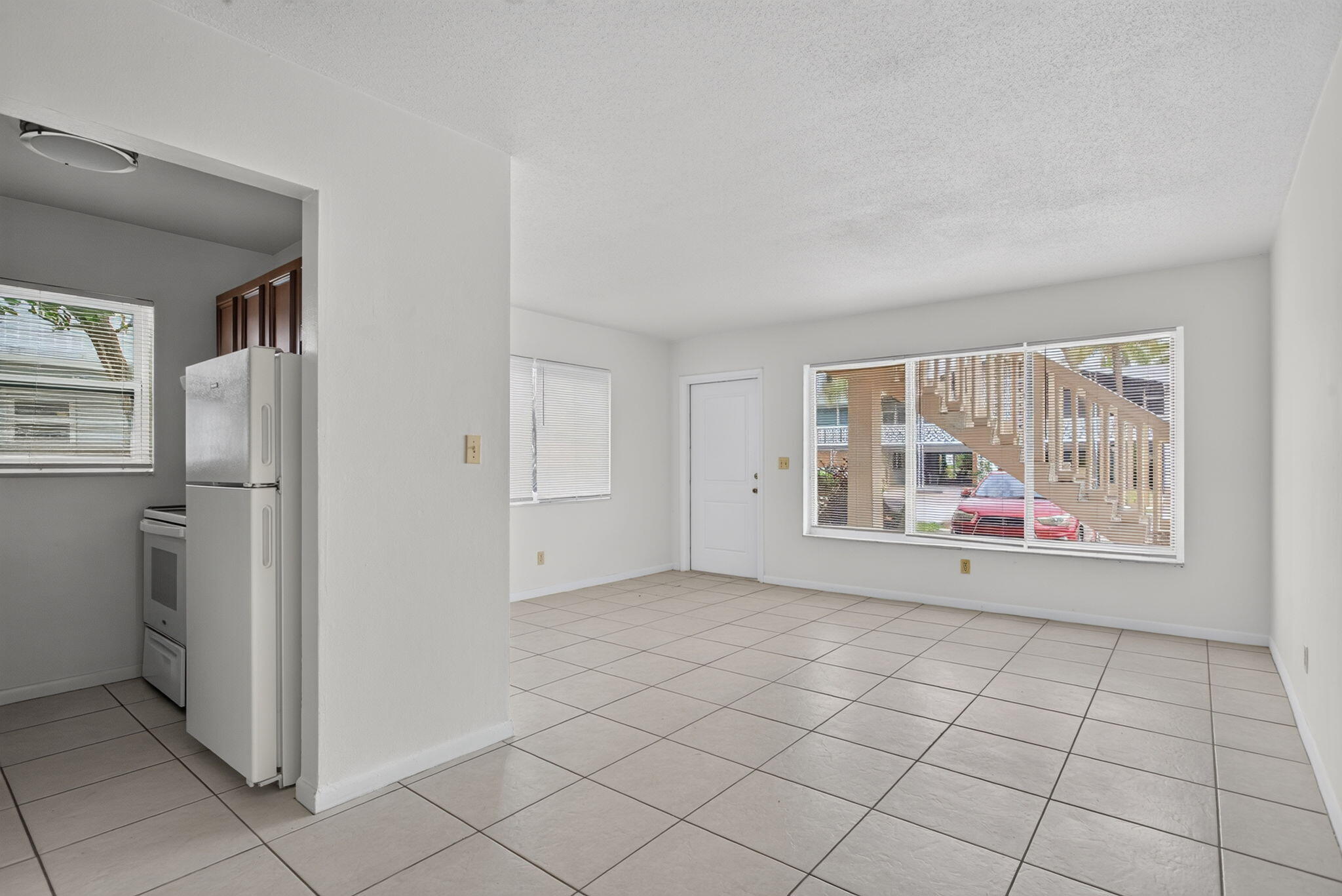2160 NE 42nd Court 1