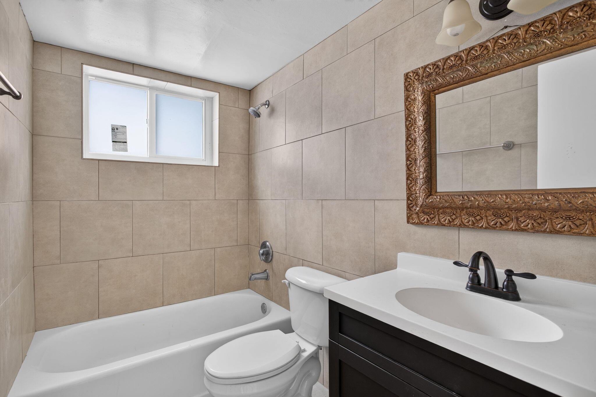 2160 NE 42nd Court 1